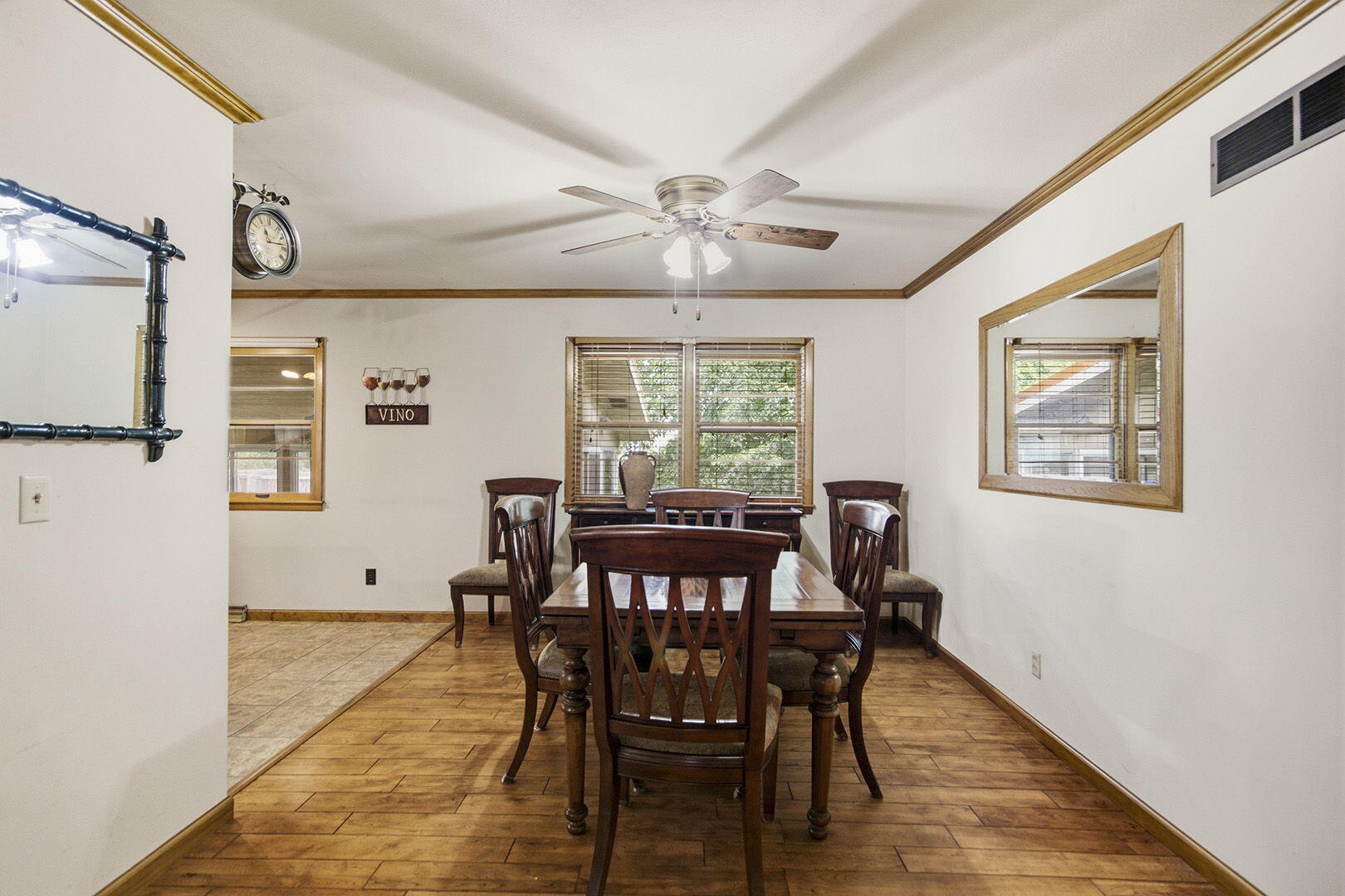 104 N Elm St Property Photo 10