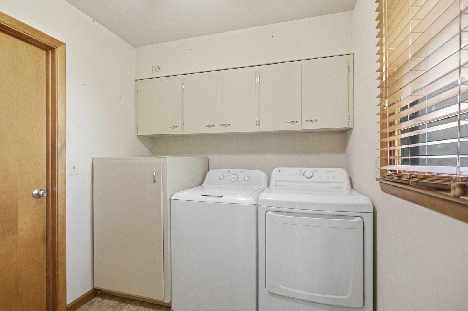 104 N Elm St Property Photo 30