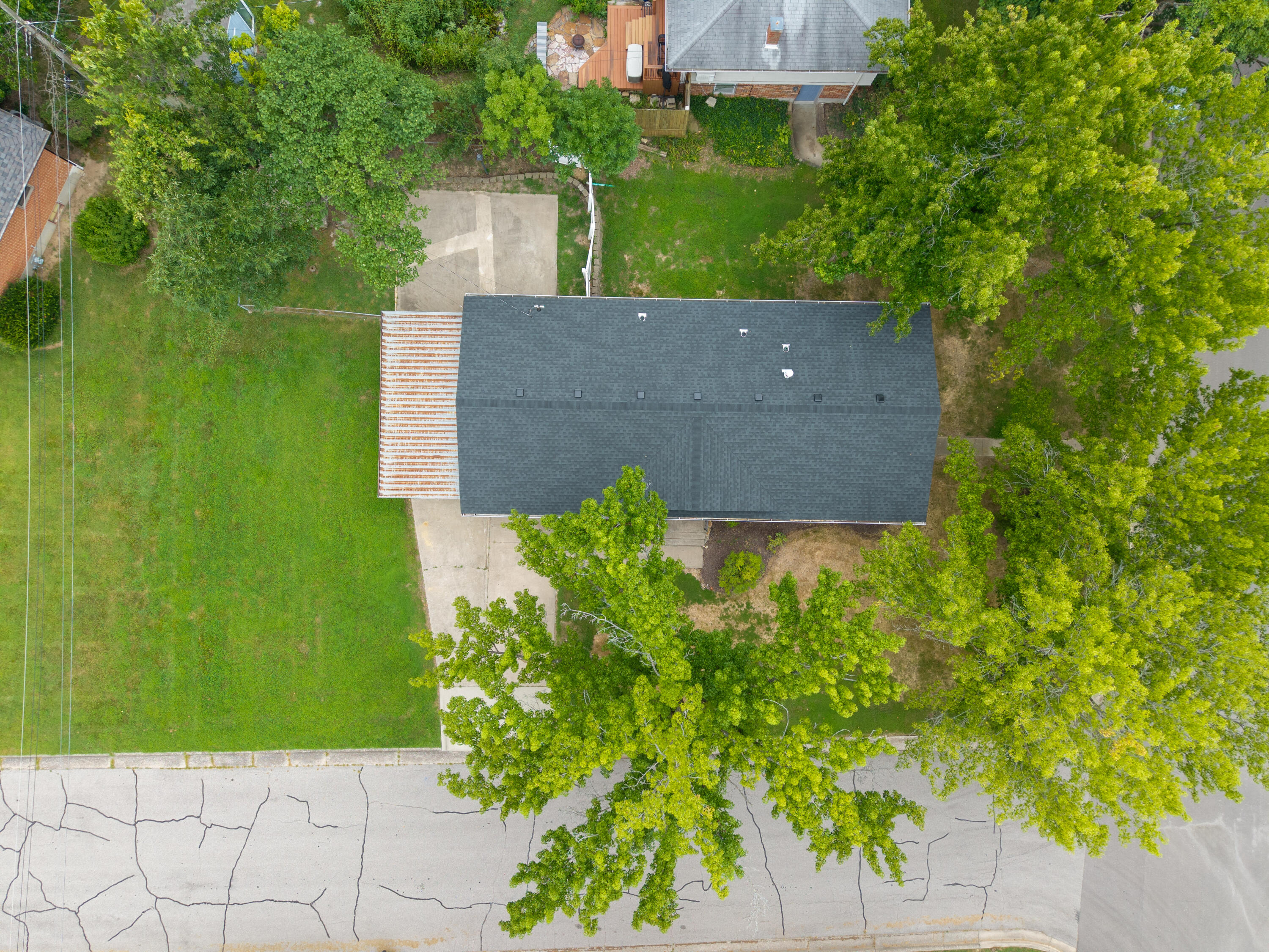 2306 Walther Ct Property Photo 5