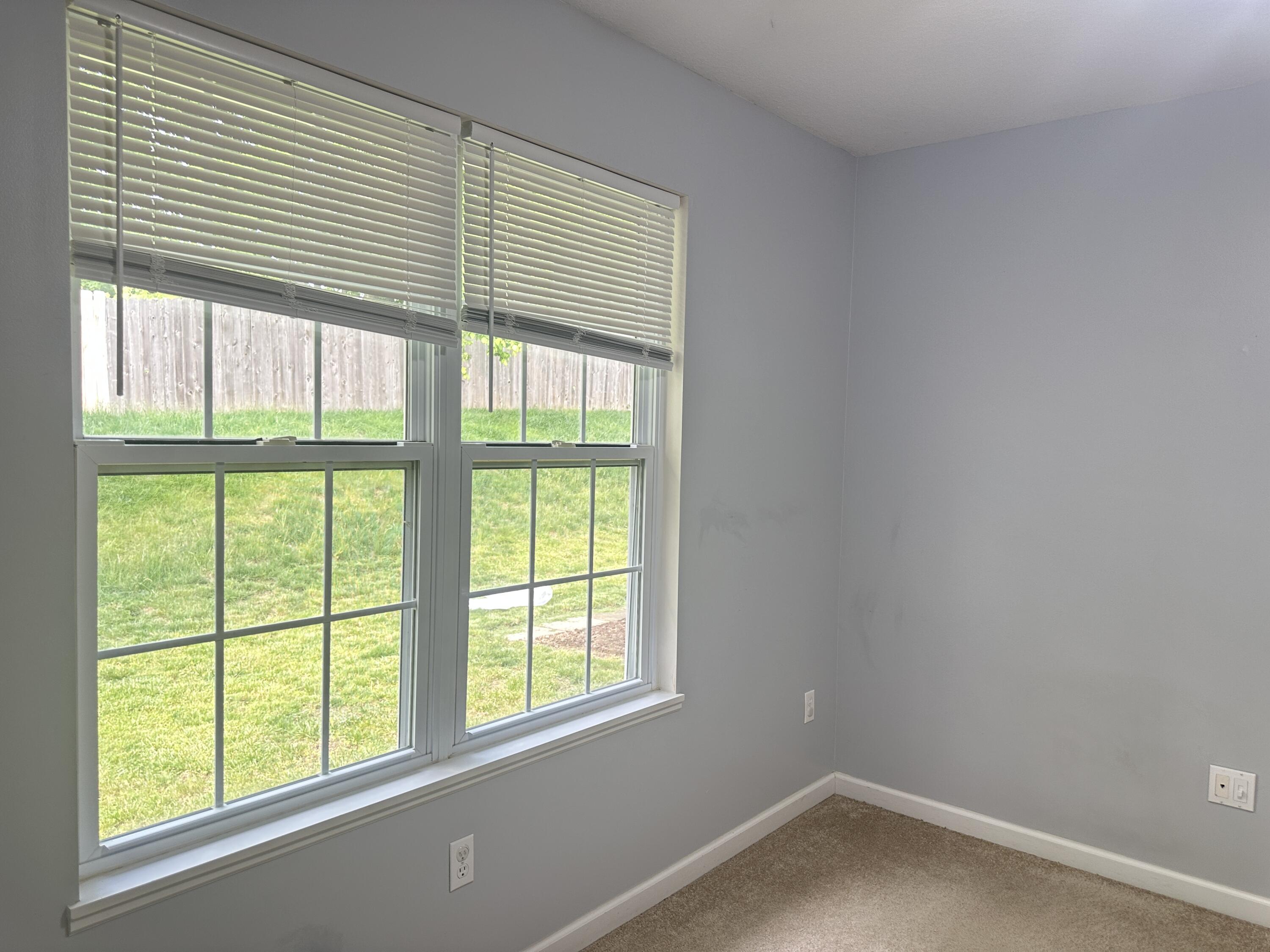 33 E Southbrook Ct Property Photo 19