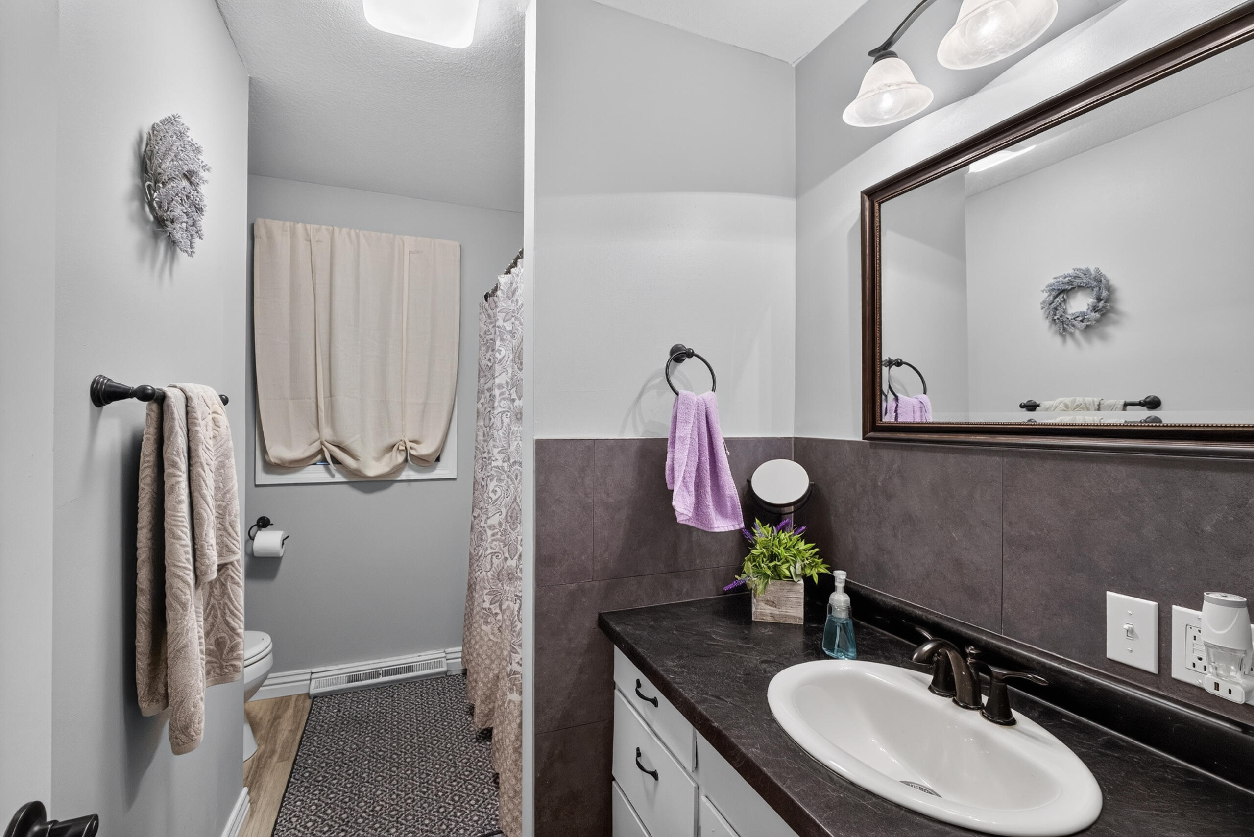 807 S Rollins St Property Photo 14