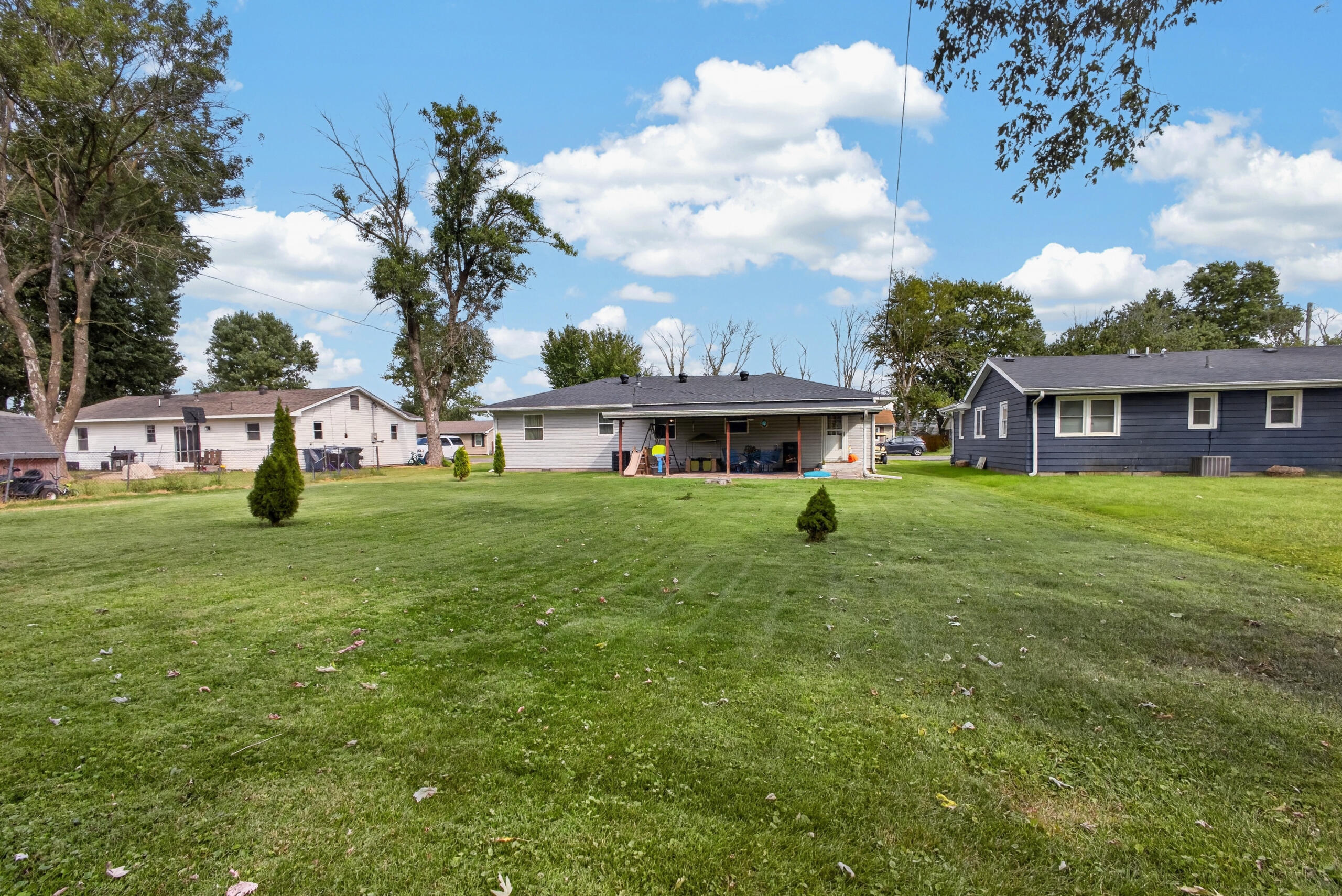 807 S Rollins St Property Photo 19