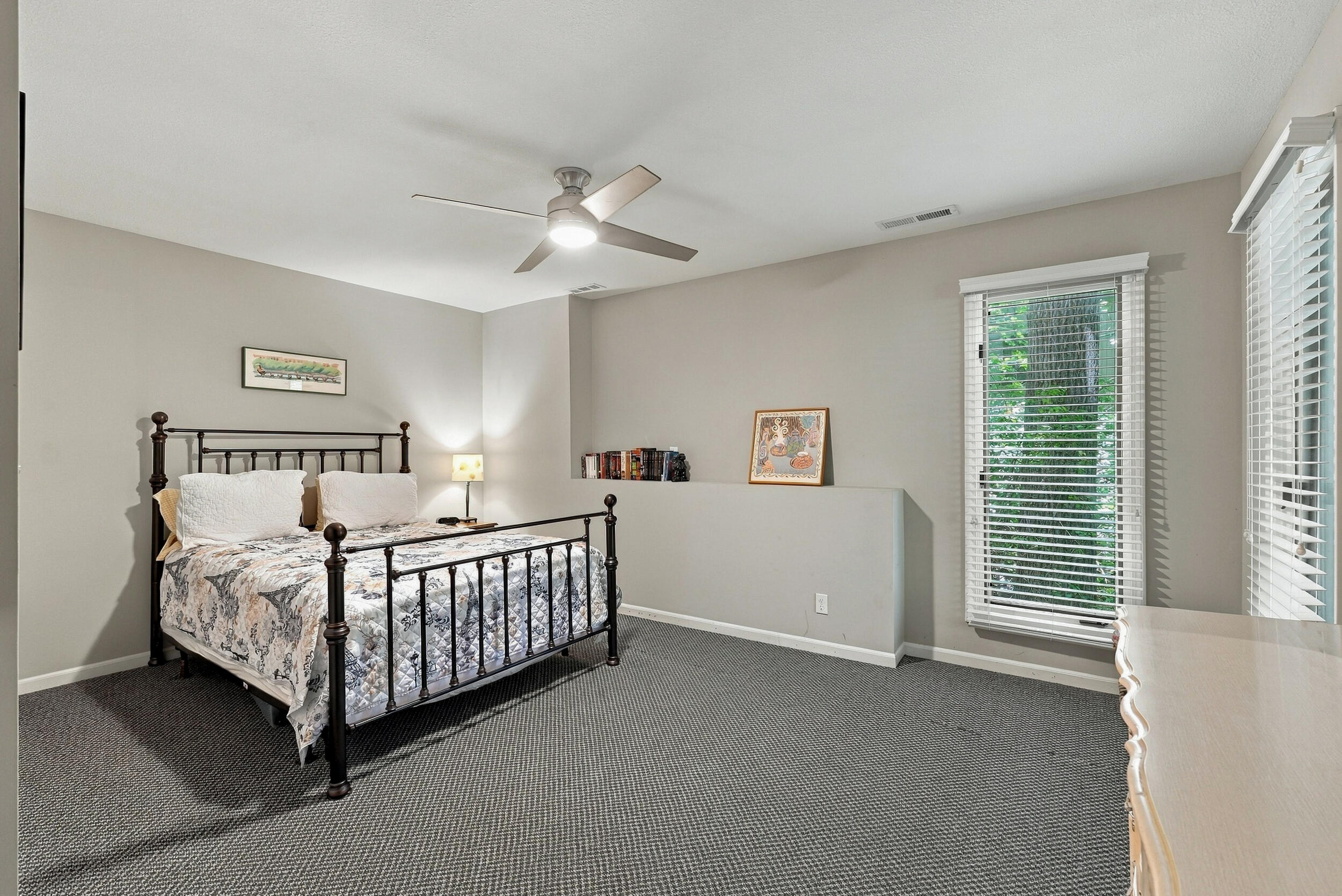 309 W Burnam Rd Property Photo 43