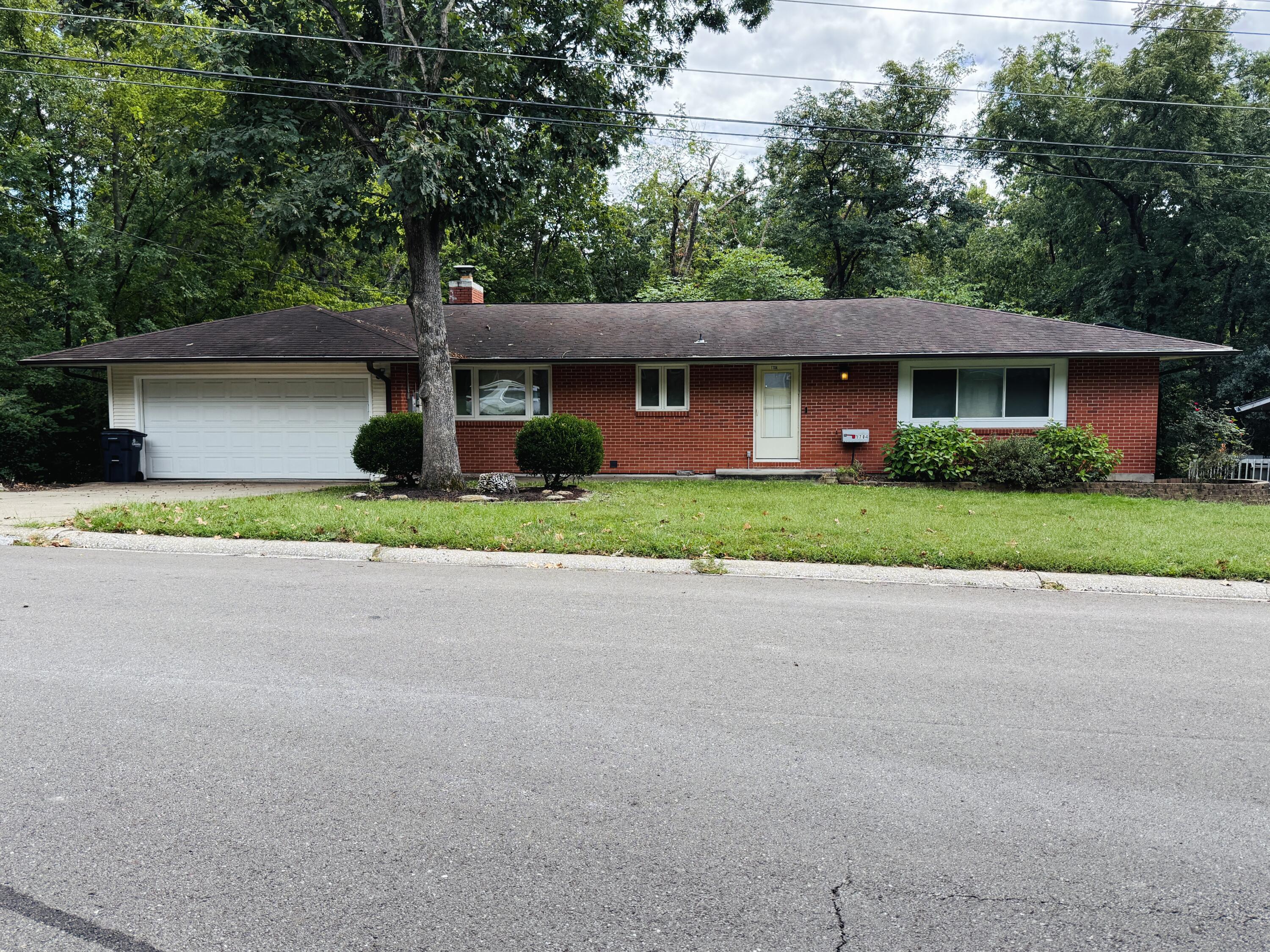 1704 Ridgemont Property Photo 1