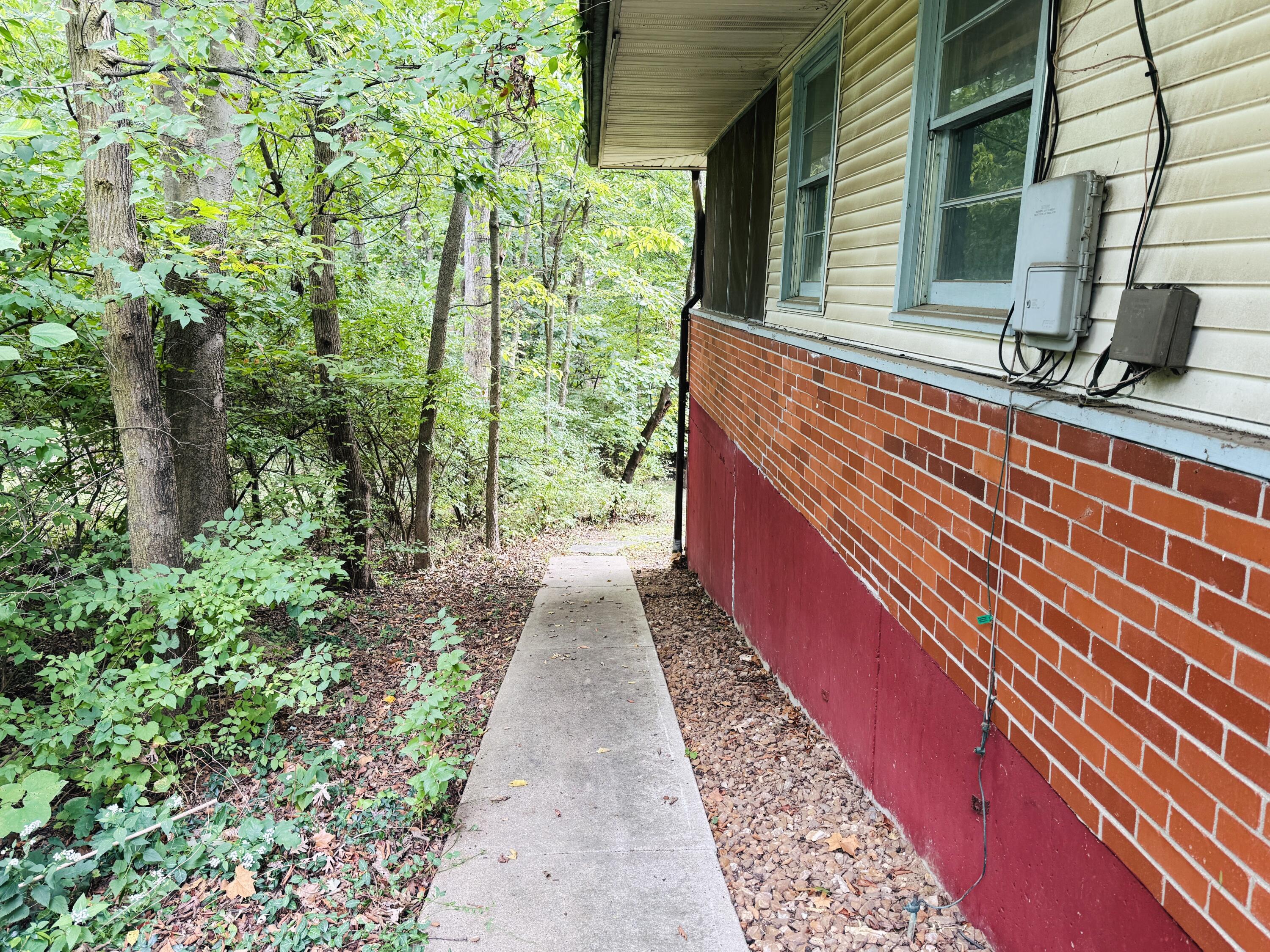 1704 Ridgemont Property Photo 4