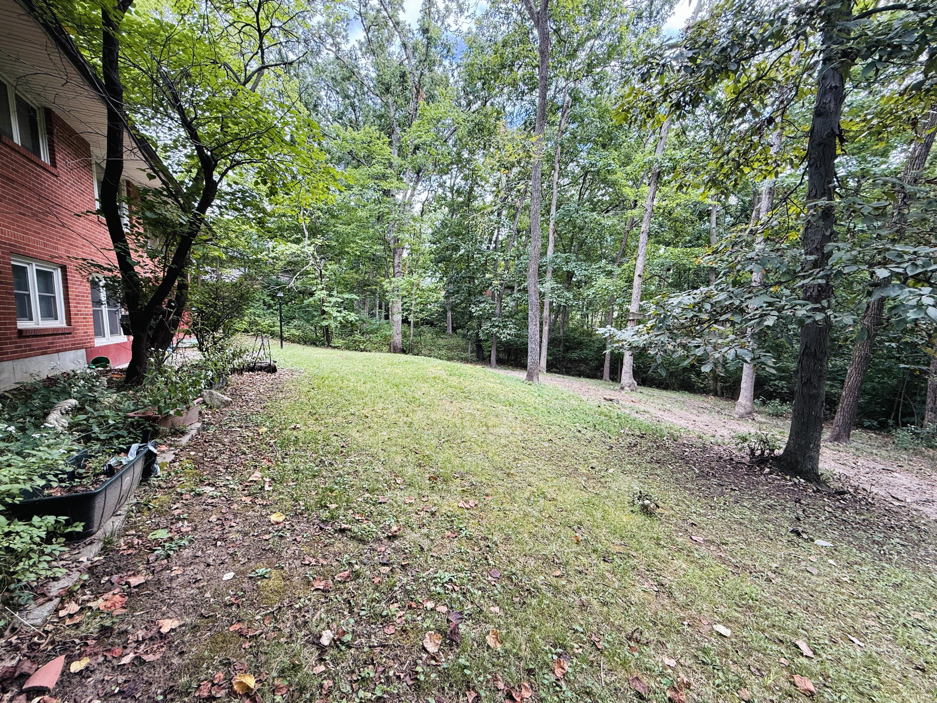 1704 Ridgemont Property Photo 6