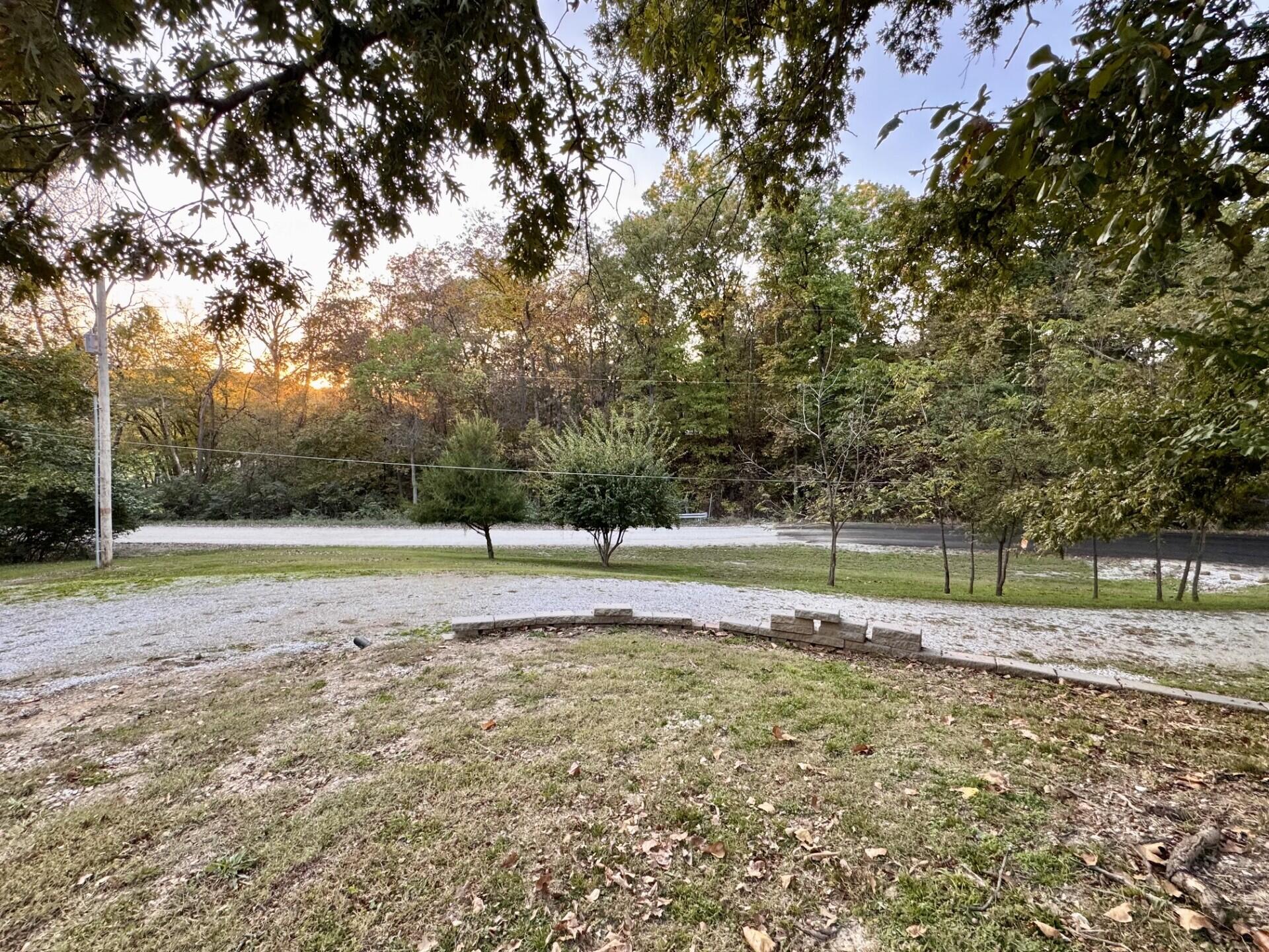 1219 Ridgemont Ct Property Photo 5