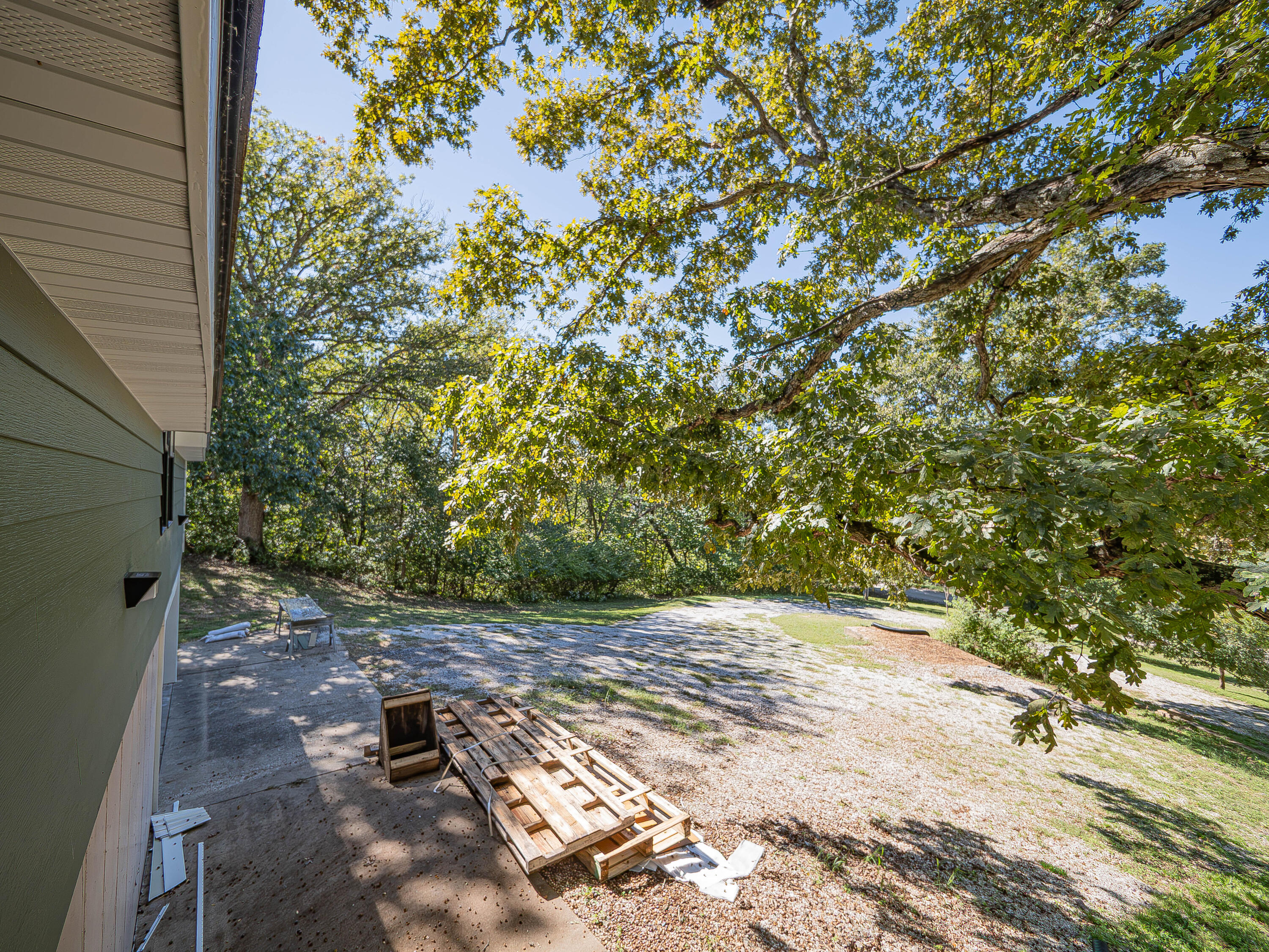 1219 Ridgemont Ct Property Photo 20