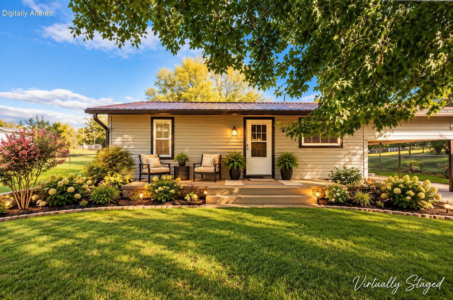 102 Missouri St Property Photo 1