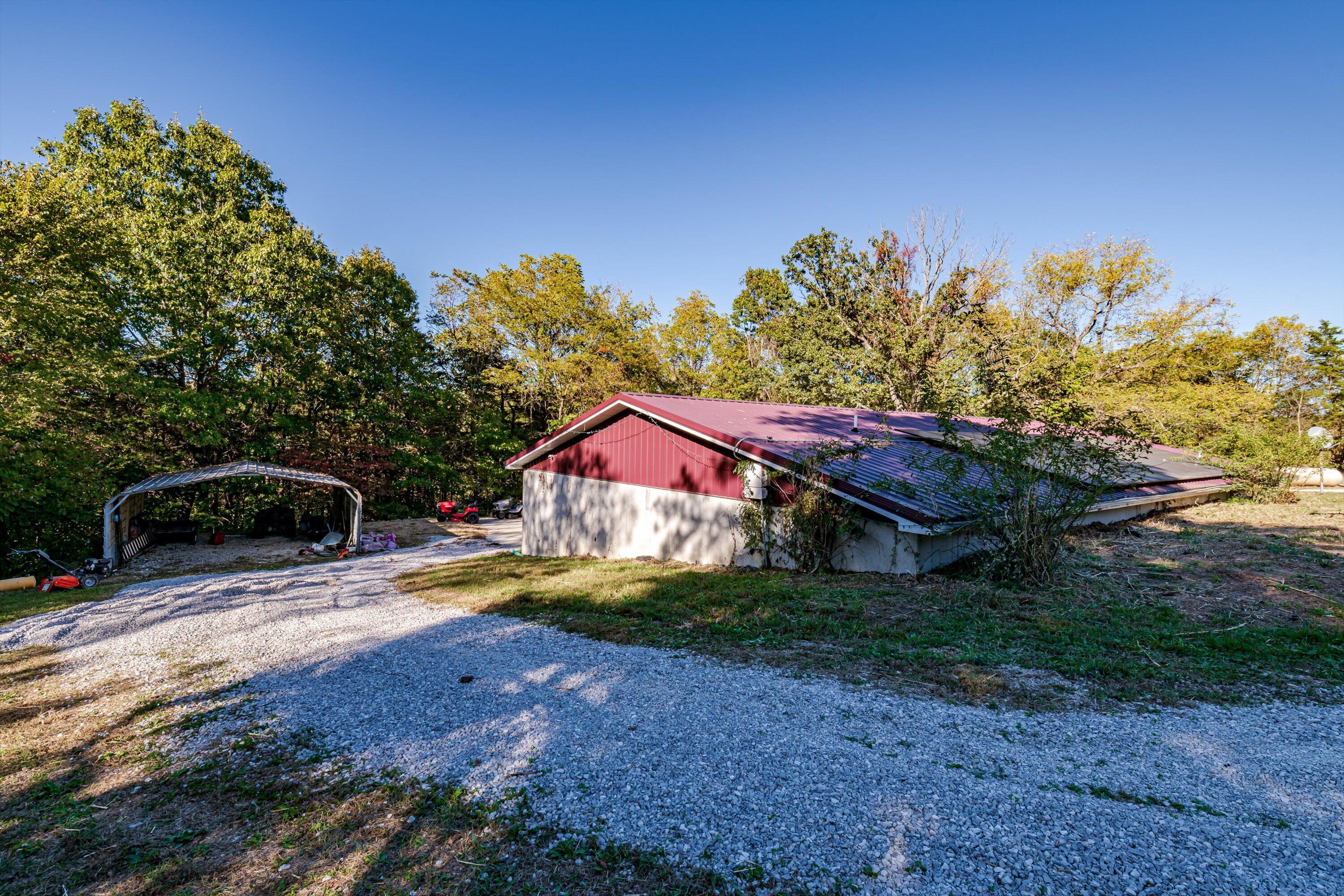 1426 Route E Property Photo 6