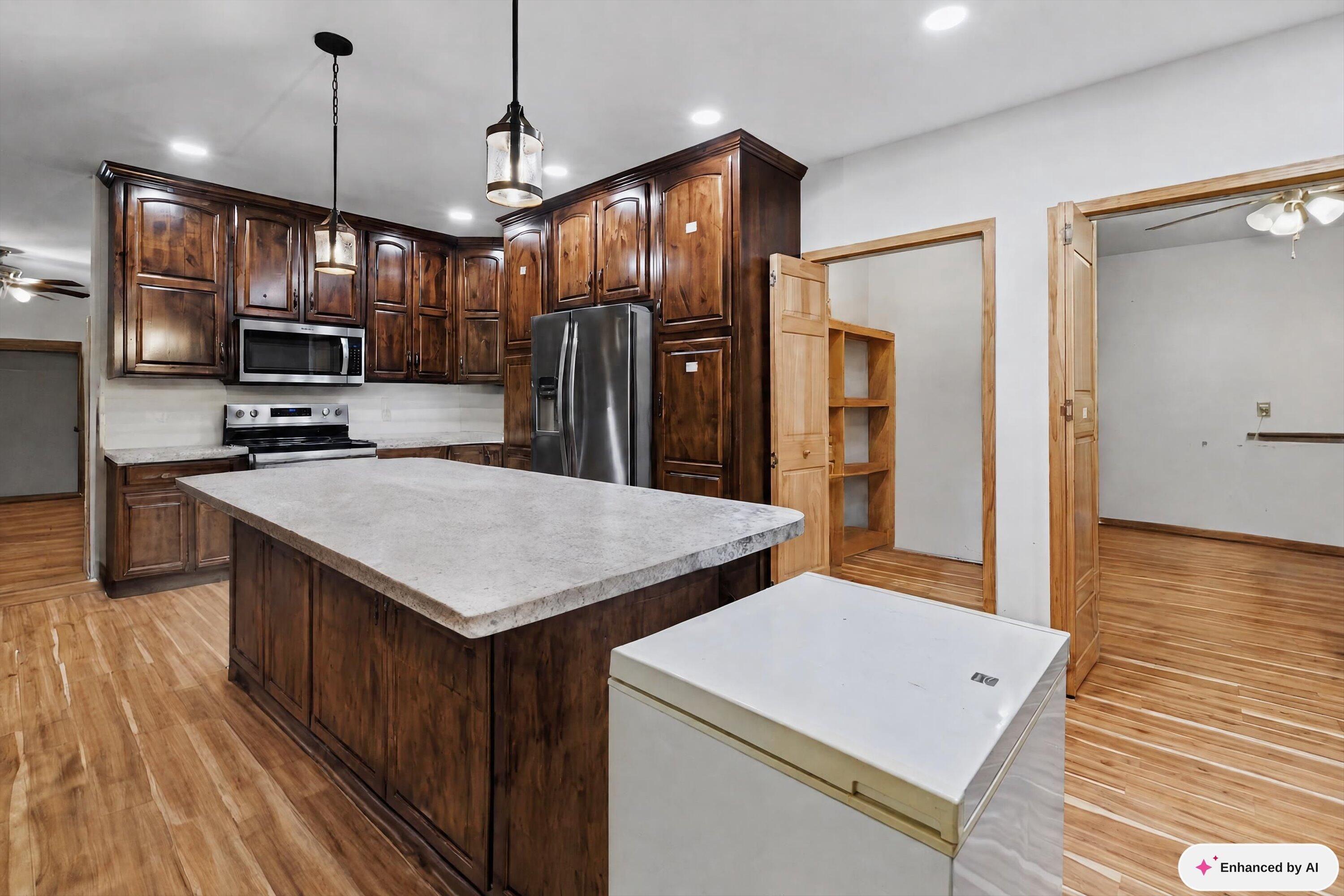 1426 Route E Property Photo 13