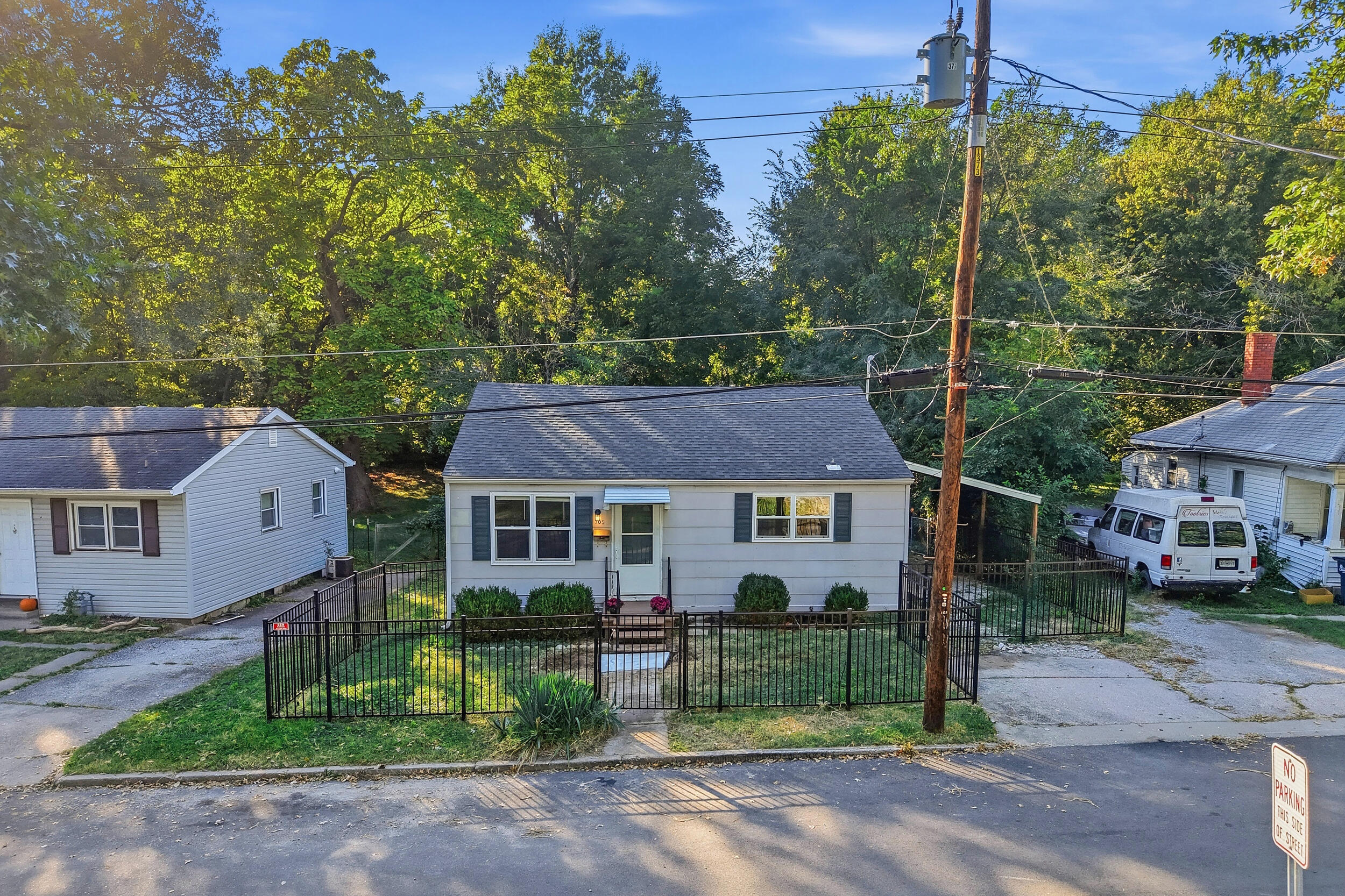 305 Hirth Ave Property Photo 30