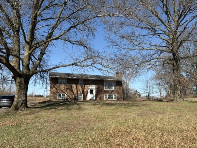 8101 N Wade School Rd Property Photo 1