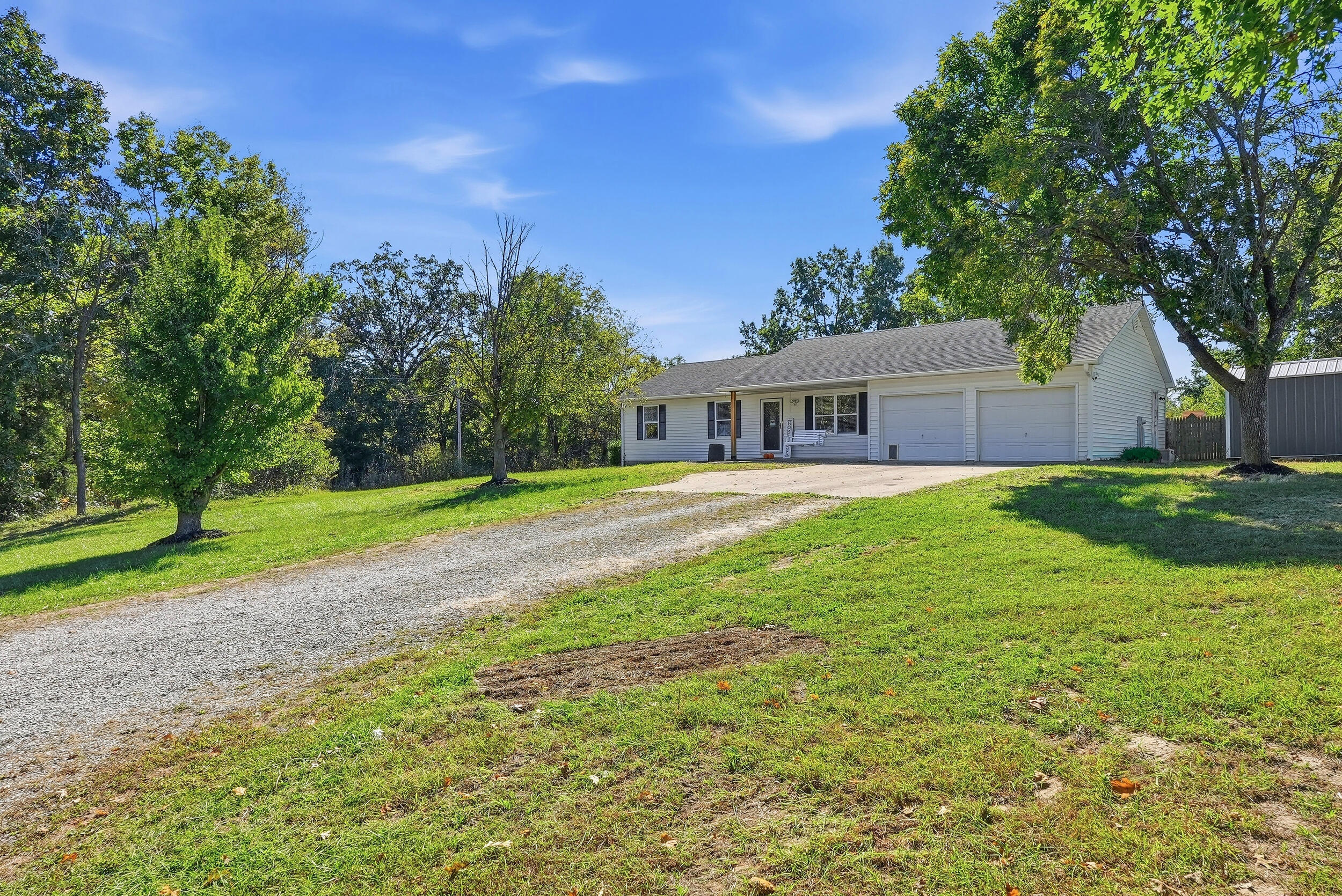 1733 County Road 2980 Property Photo 44
