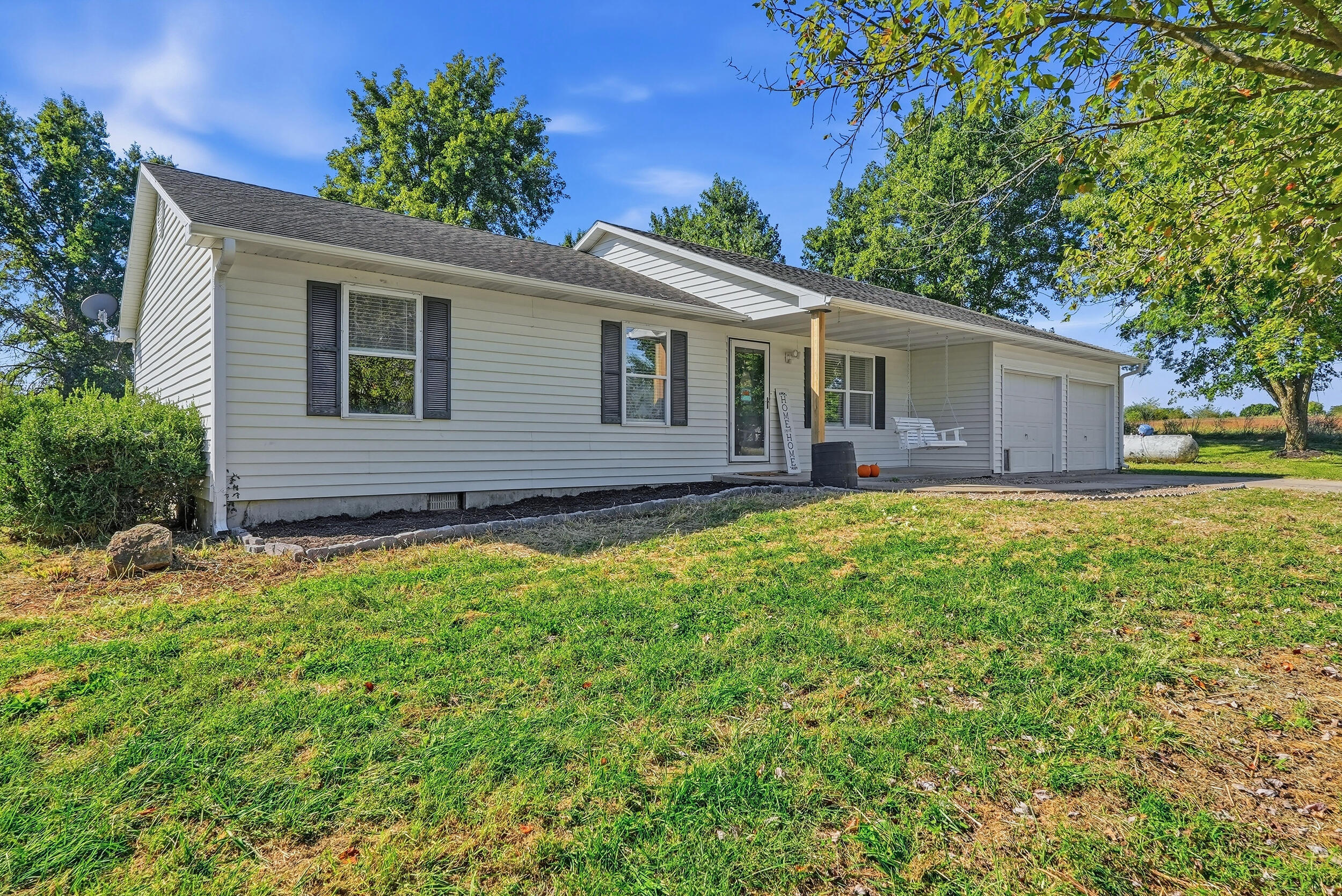 1733 County Road 2980 Property Photo 46