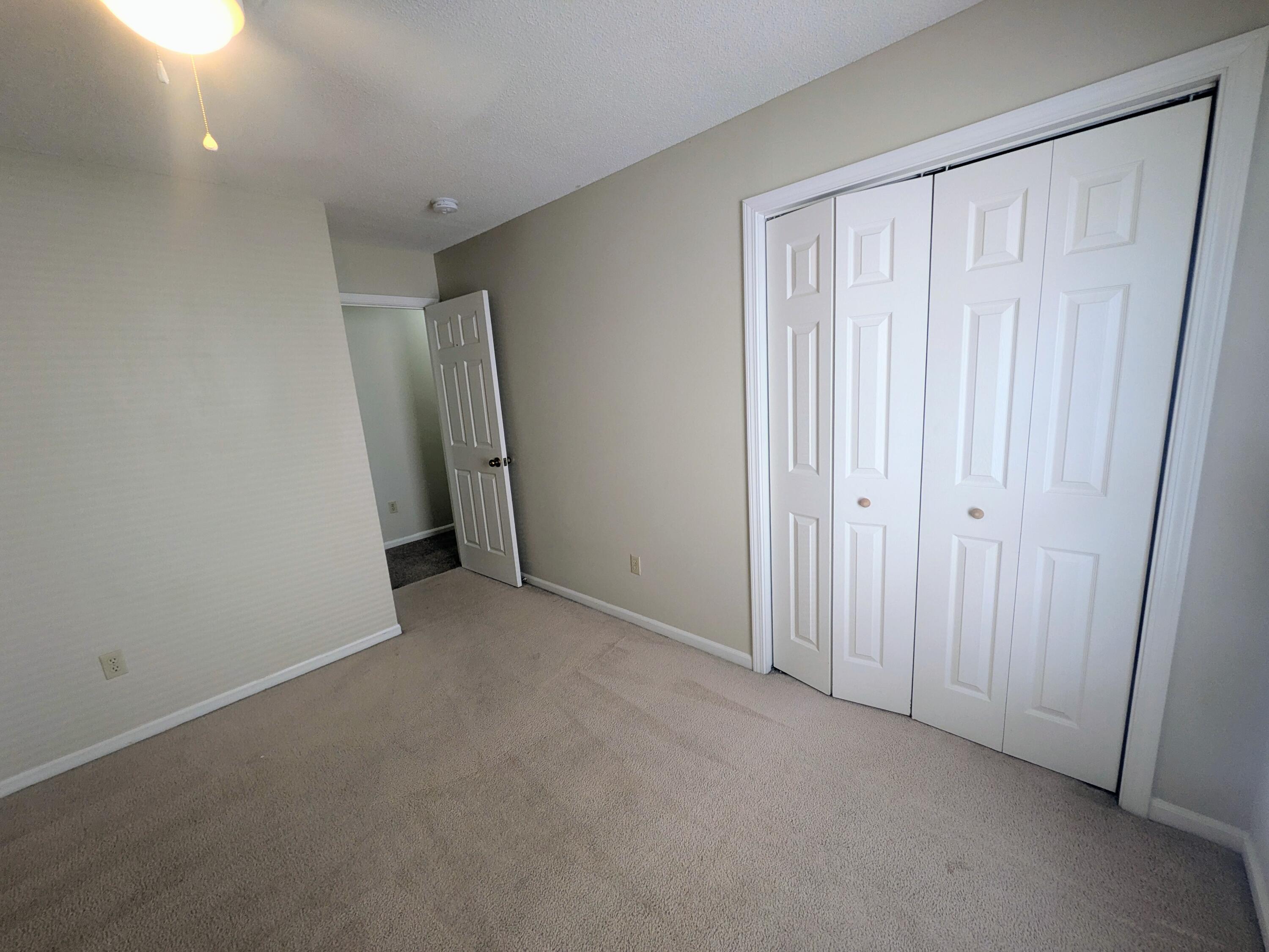 32 N Cedar Lake Dr Property Photo 16