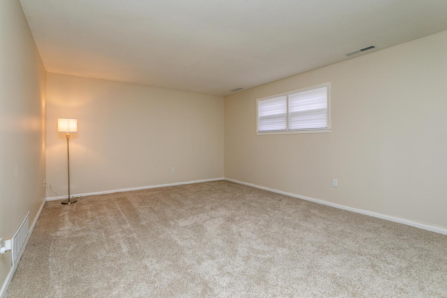 1211 Player Pl Property Photo 5