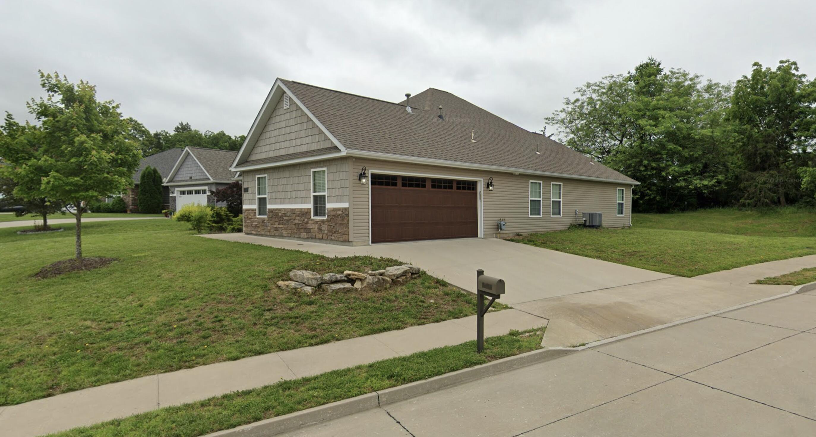 2300 Mace Dr Property Photo 2