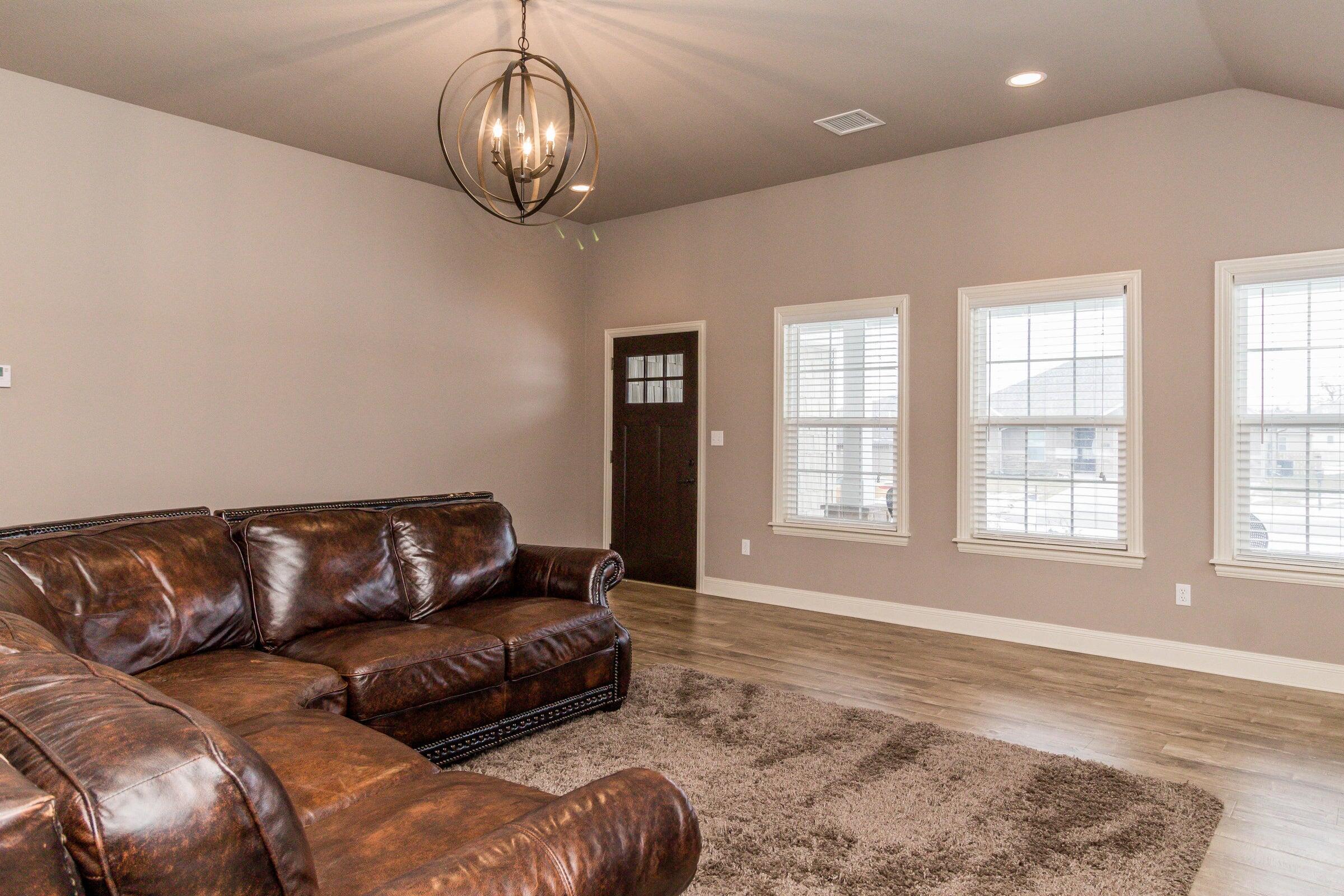 2300 Mace Dr Property Photo 6