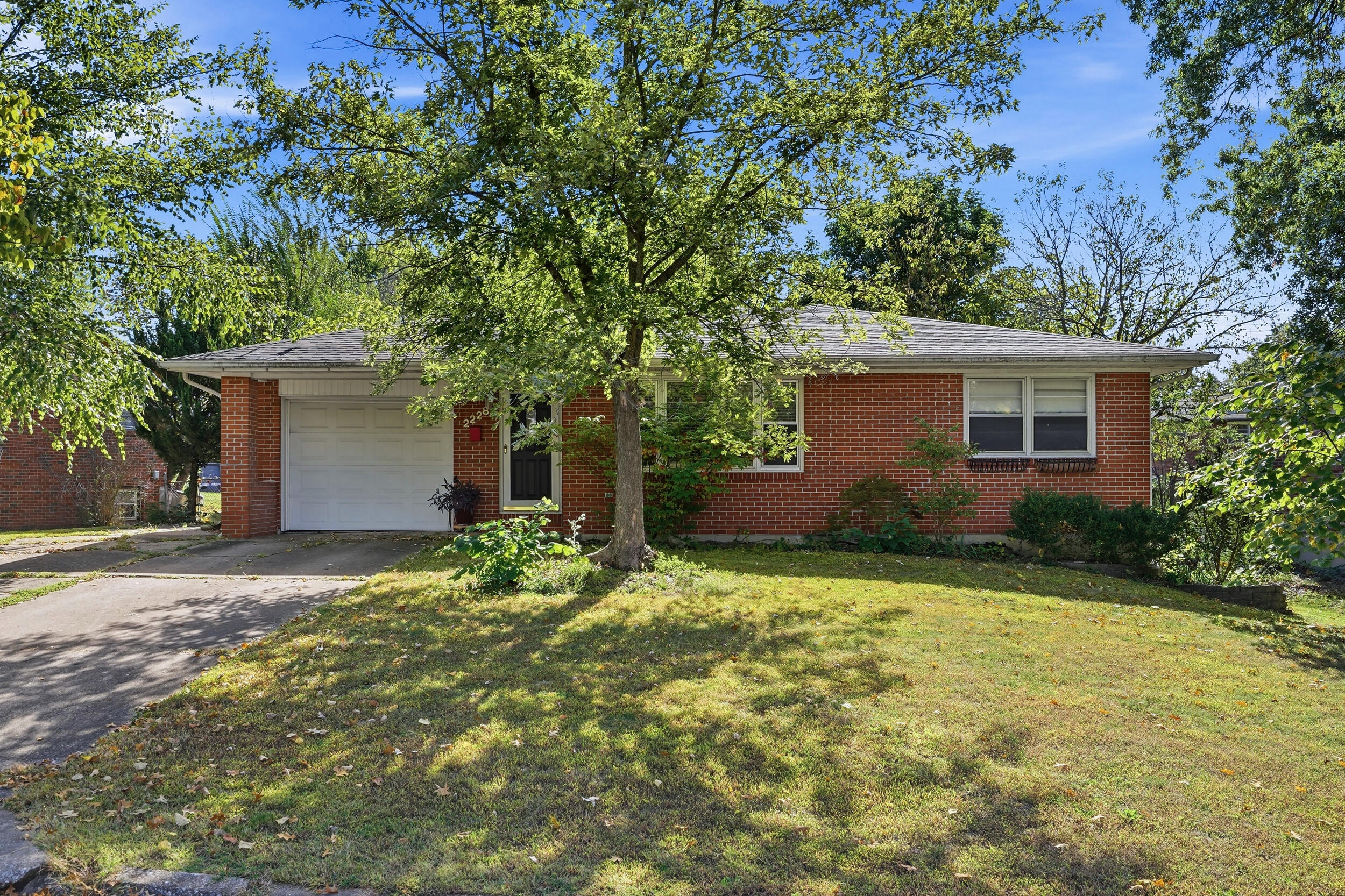 2228 Concordia Dr Property Photo 1