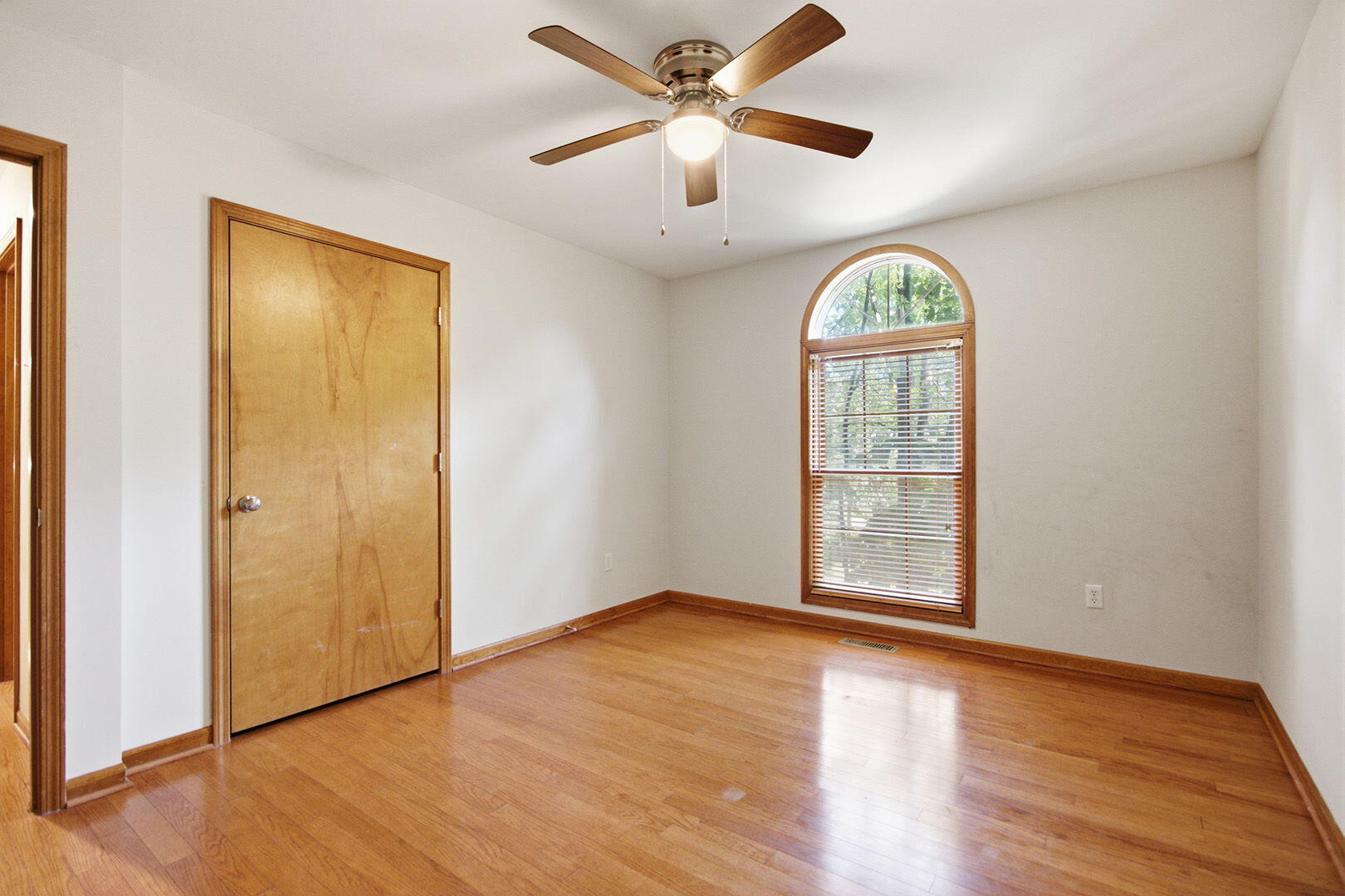 409 Cedar Ln Property Photo 30