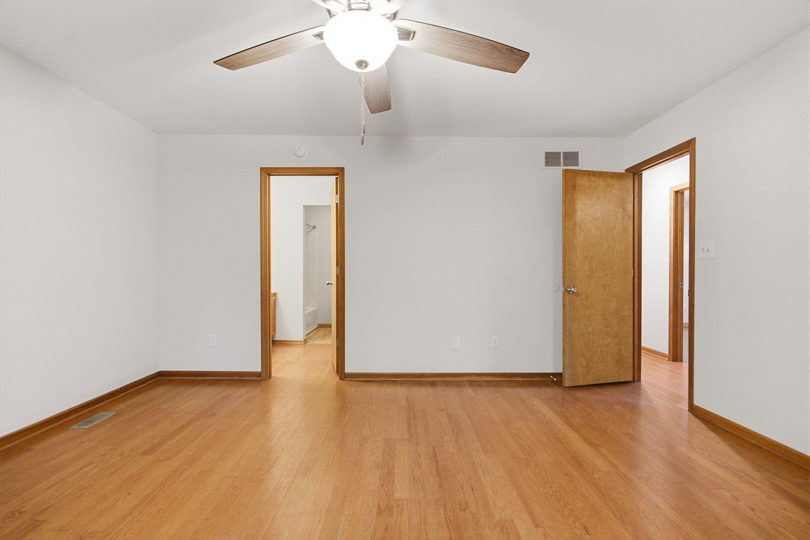 409 Cedar Ln Property Photo 33