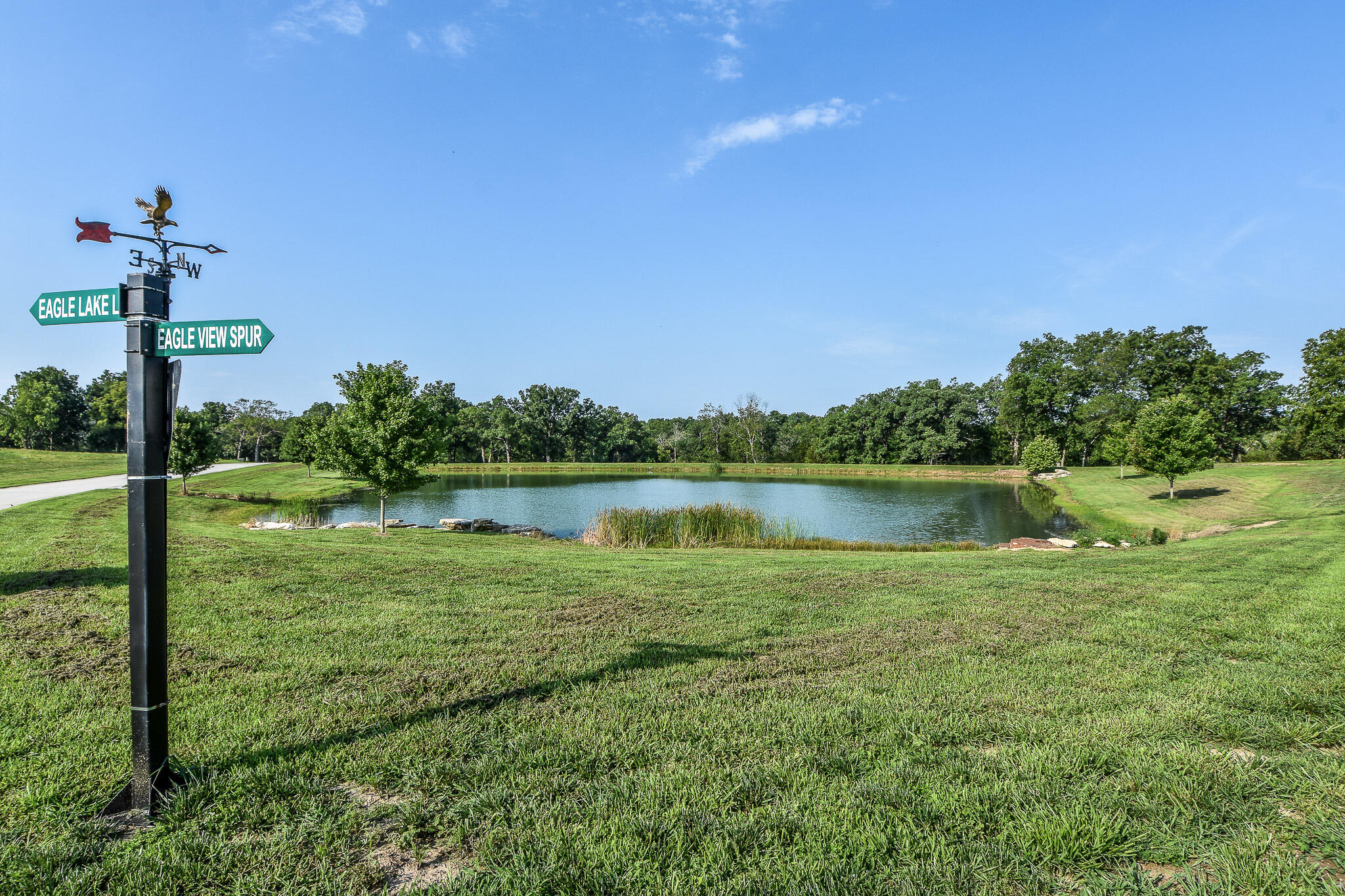 2680 Eagle View Spur Property Photo 11