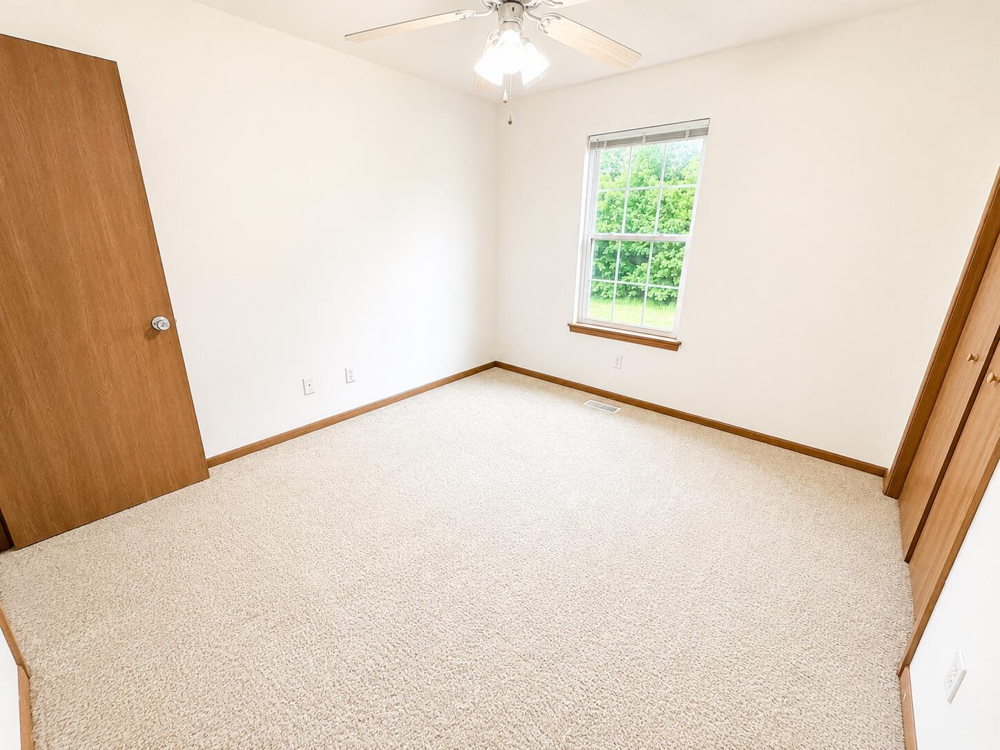 5000 Derby Ridge Dr 301 Property Photo 10