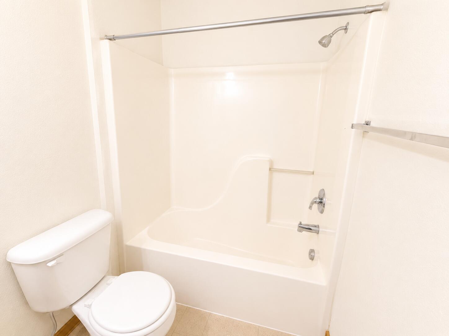 5000 Derby Ridge Dr 301 Property Photo 17
