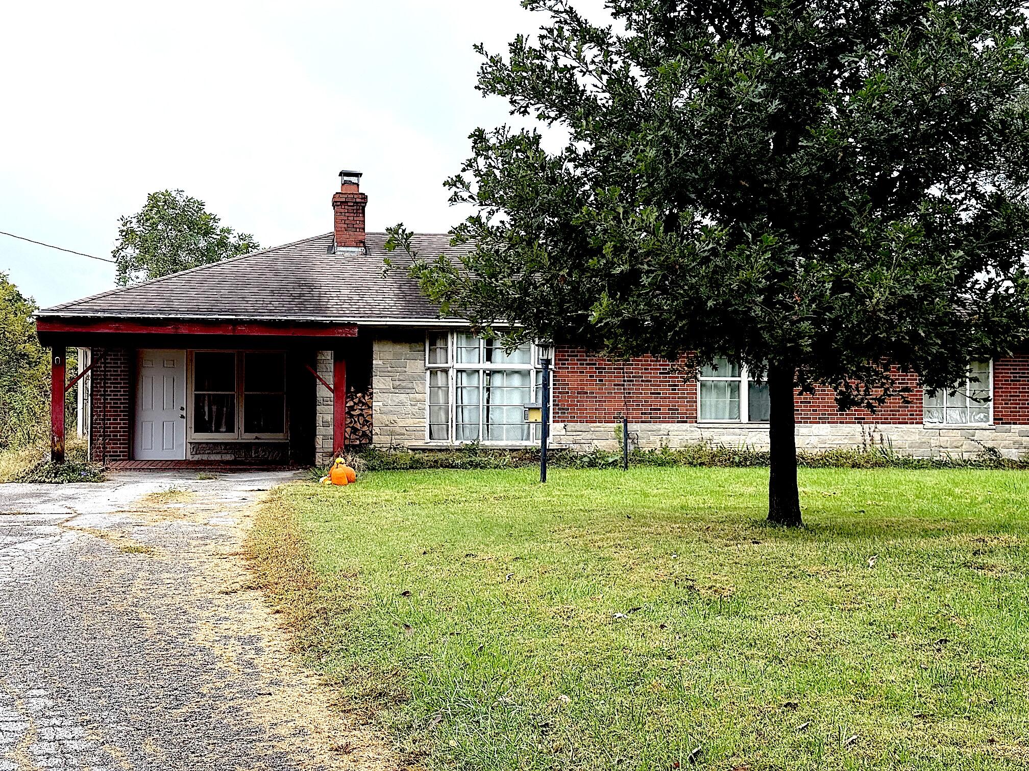 5731 S Bearfield Rd Property Photo 1