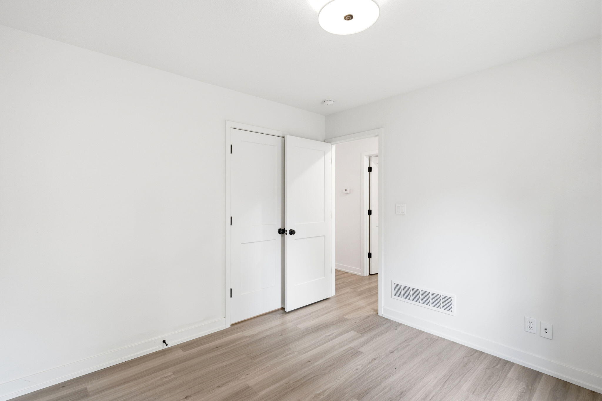 1203 Lakeview Ave Property Photo 20