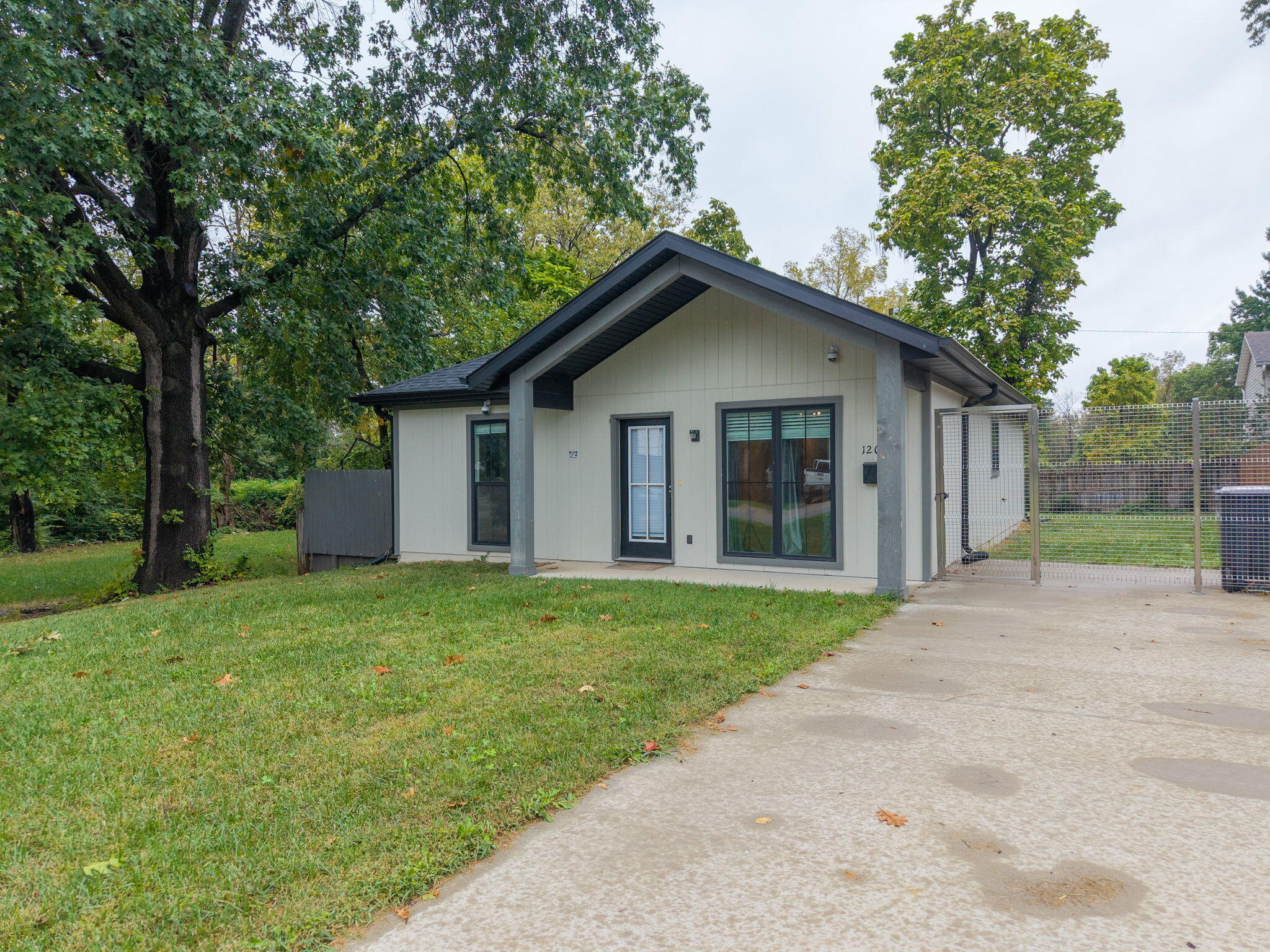 1203 Lakeview Ave Property Photo 41