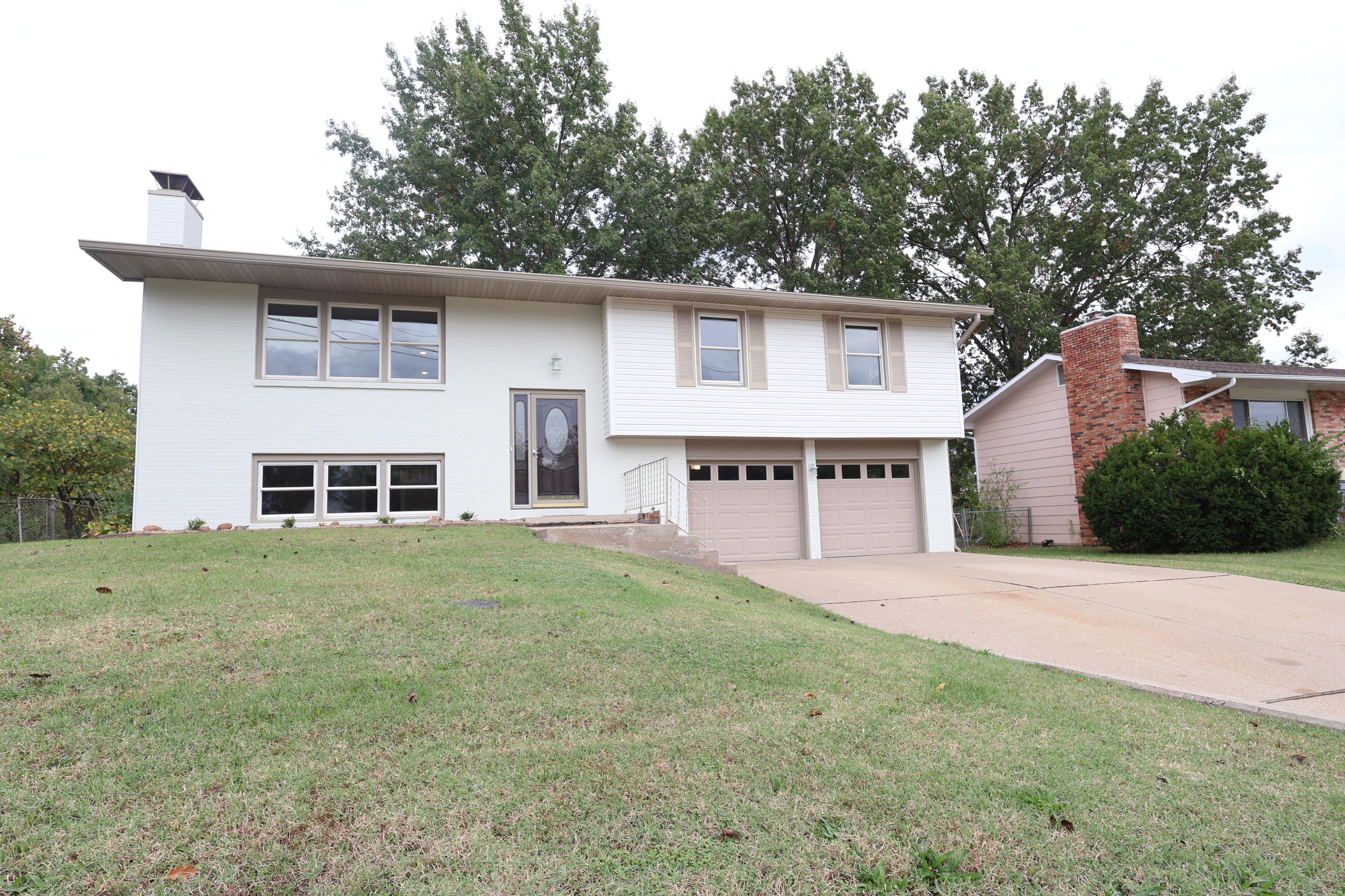 2108 Sunflower St Property Photo 1