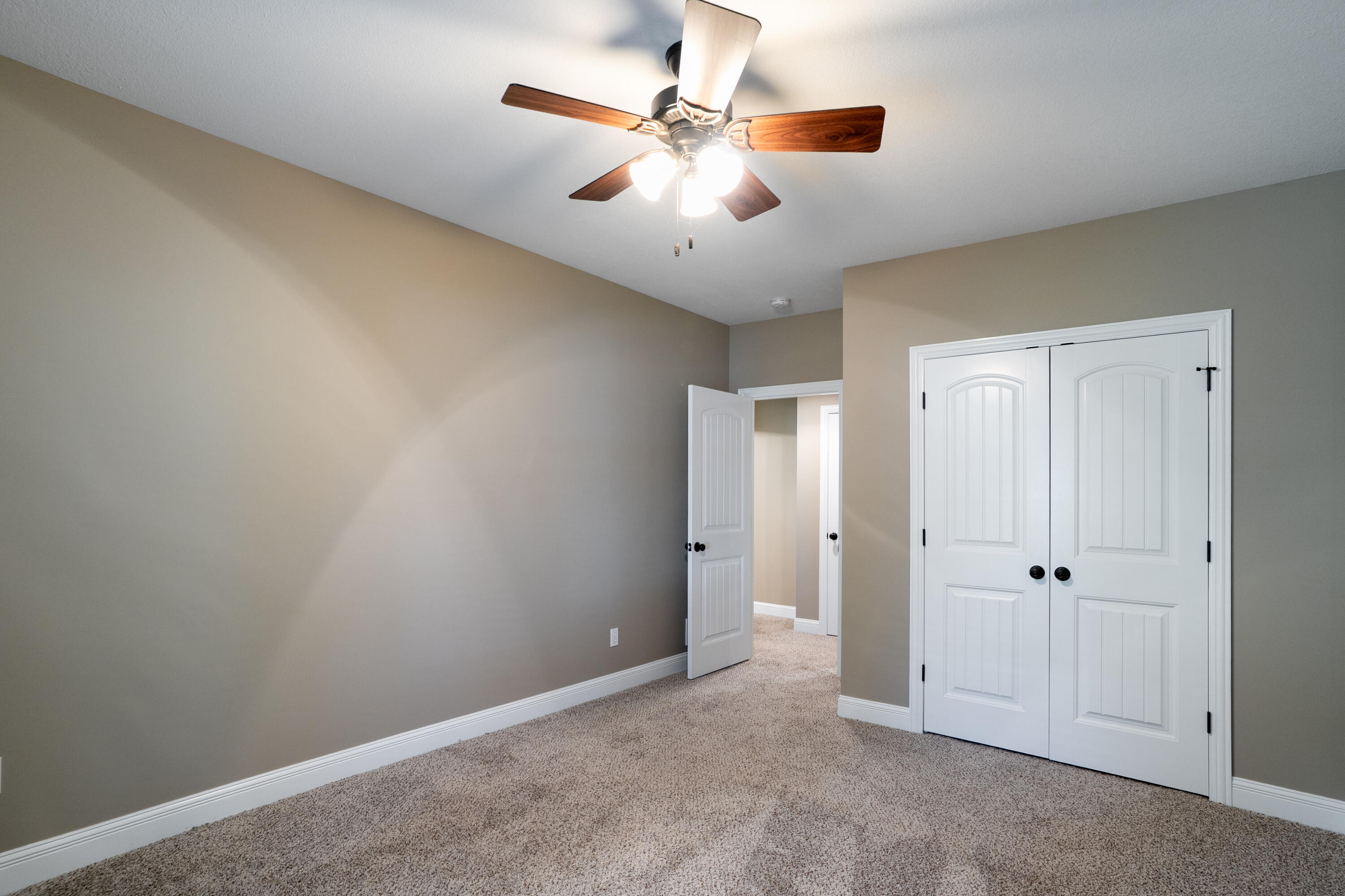 5105 Fabian Ln Property Photo 15
