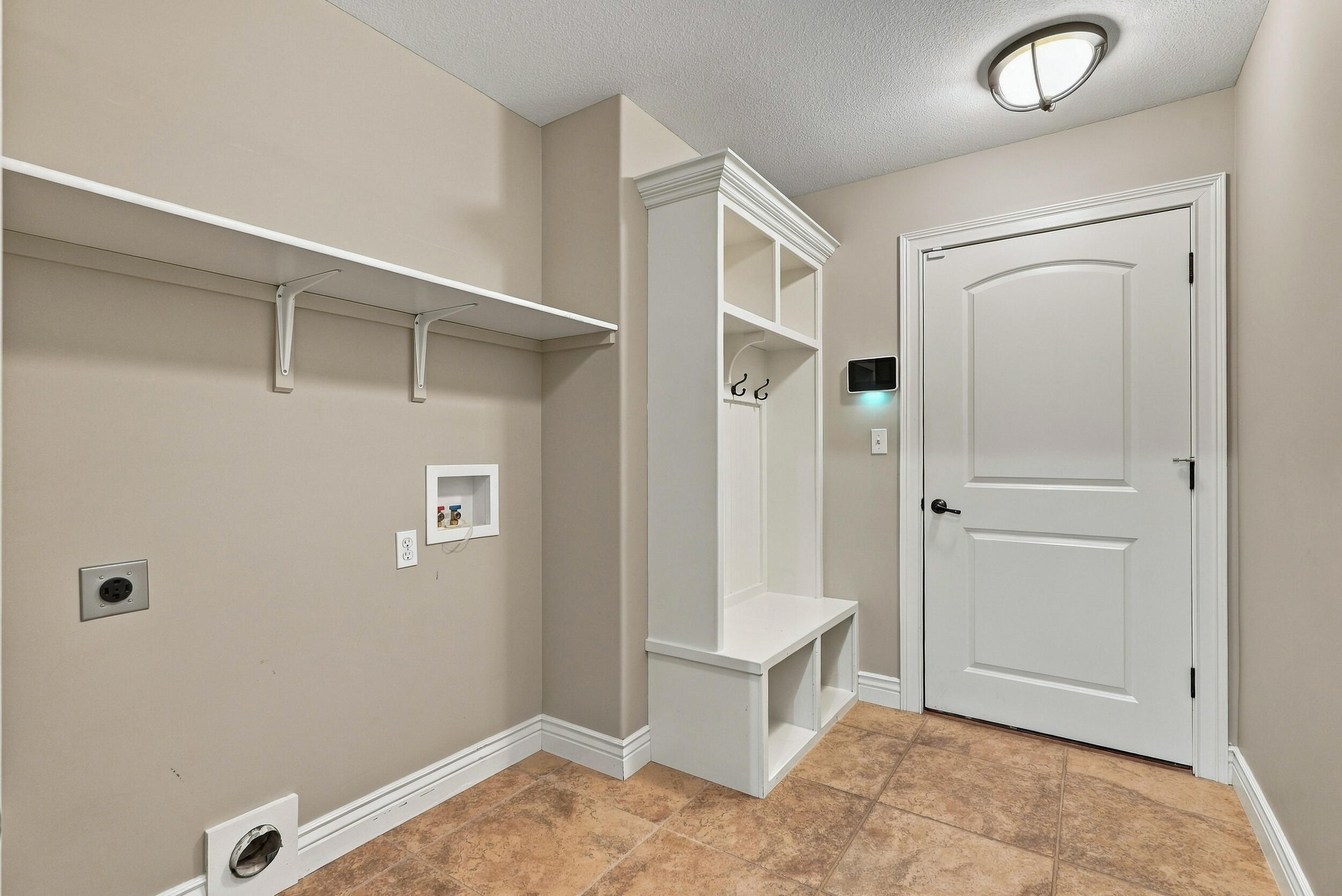 4014 Frontgate Dr Property Photo 46