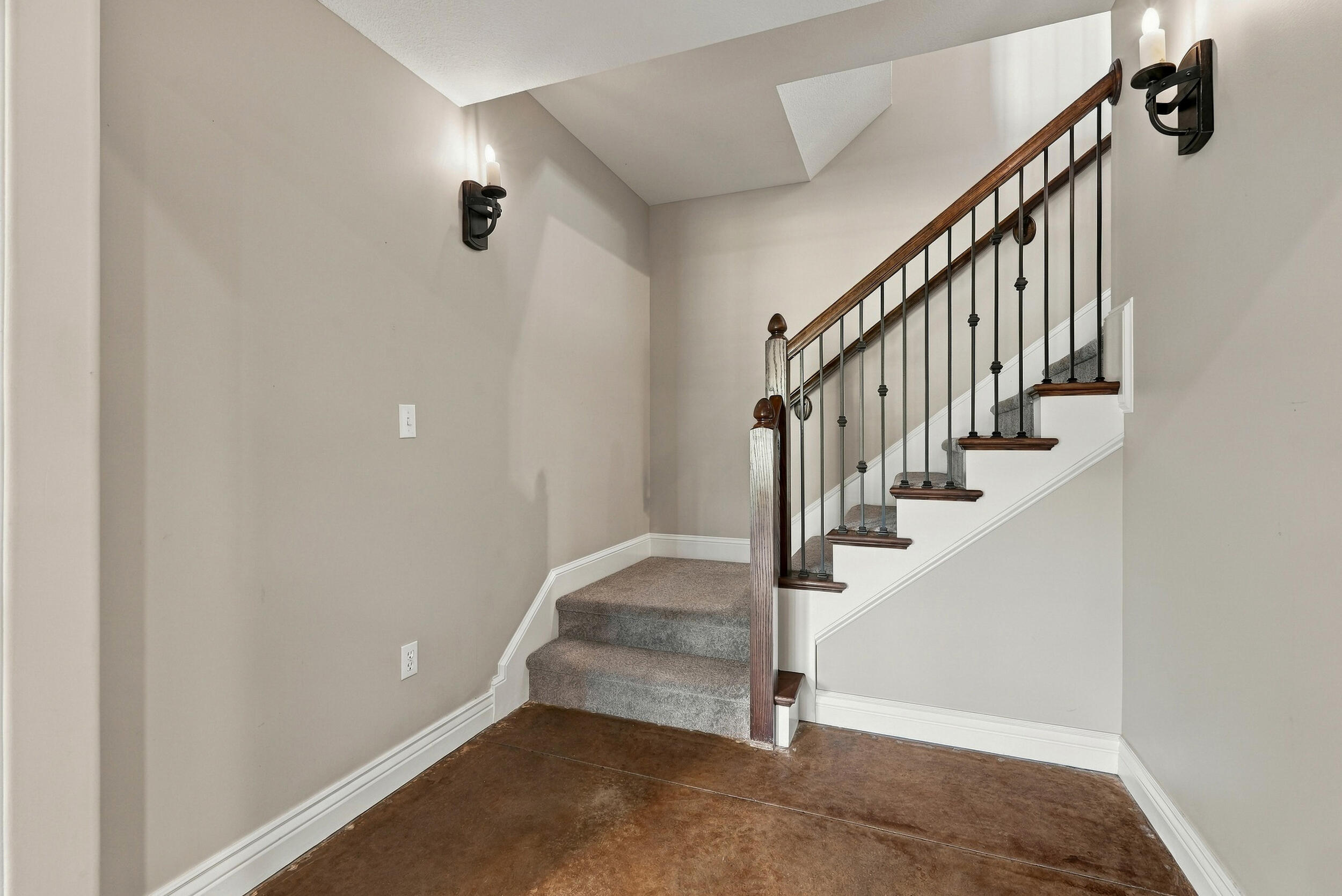 4014 Frontgate Dr Property Photo 47