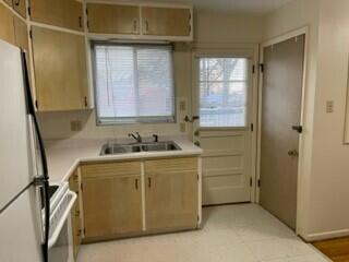 2013 Vine St Property Photo 5