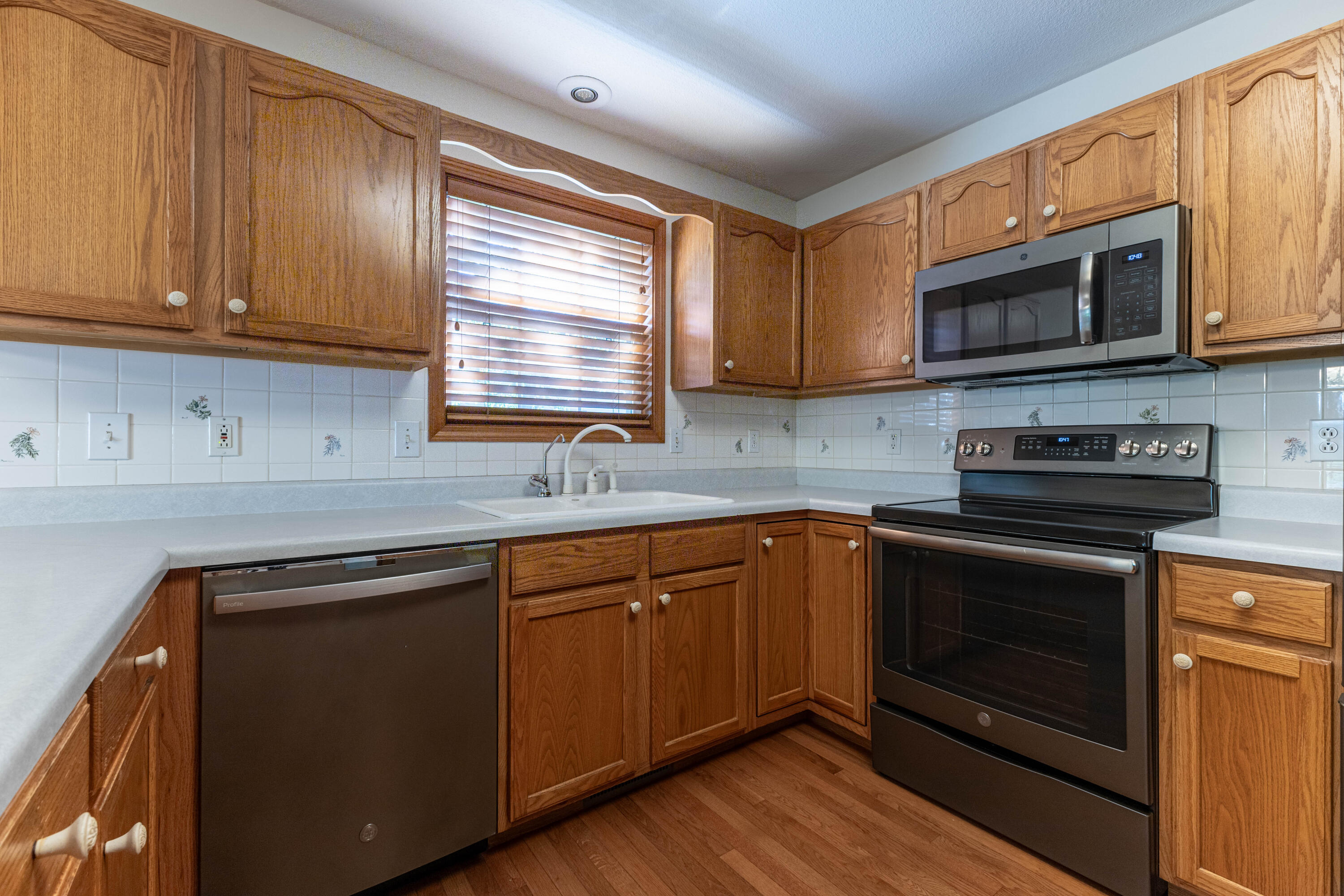 2904 Creekside Ct Property Photo 12