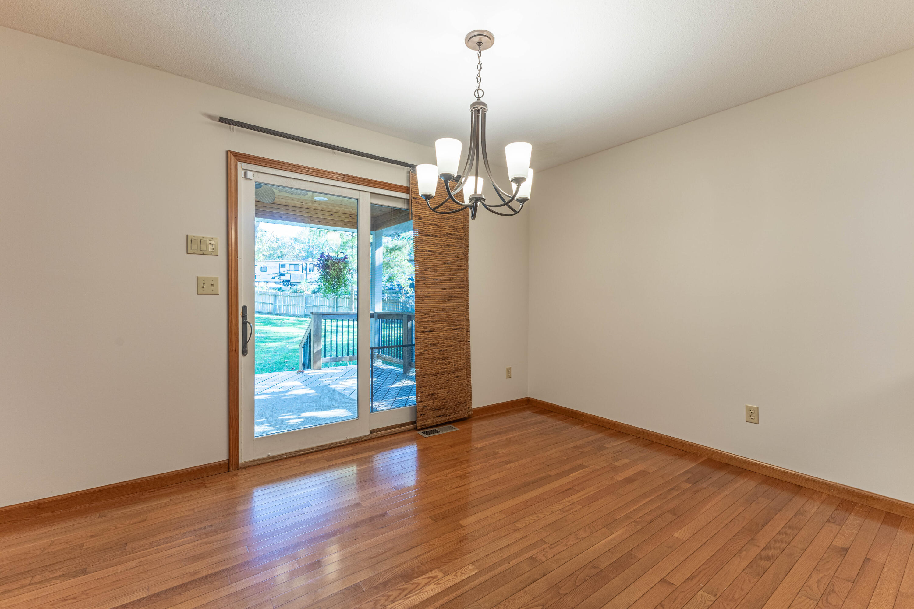 2904 Creekside Ct Property Photo 13