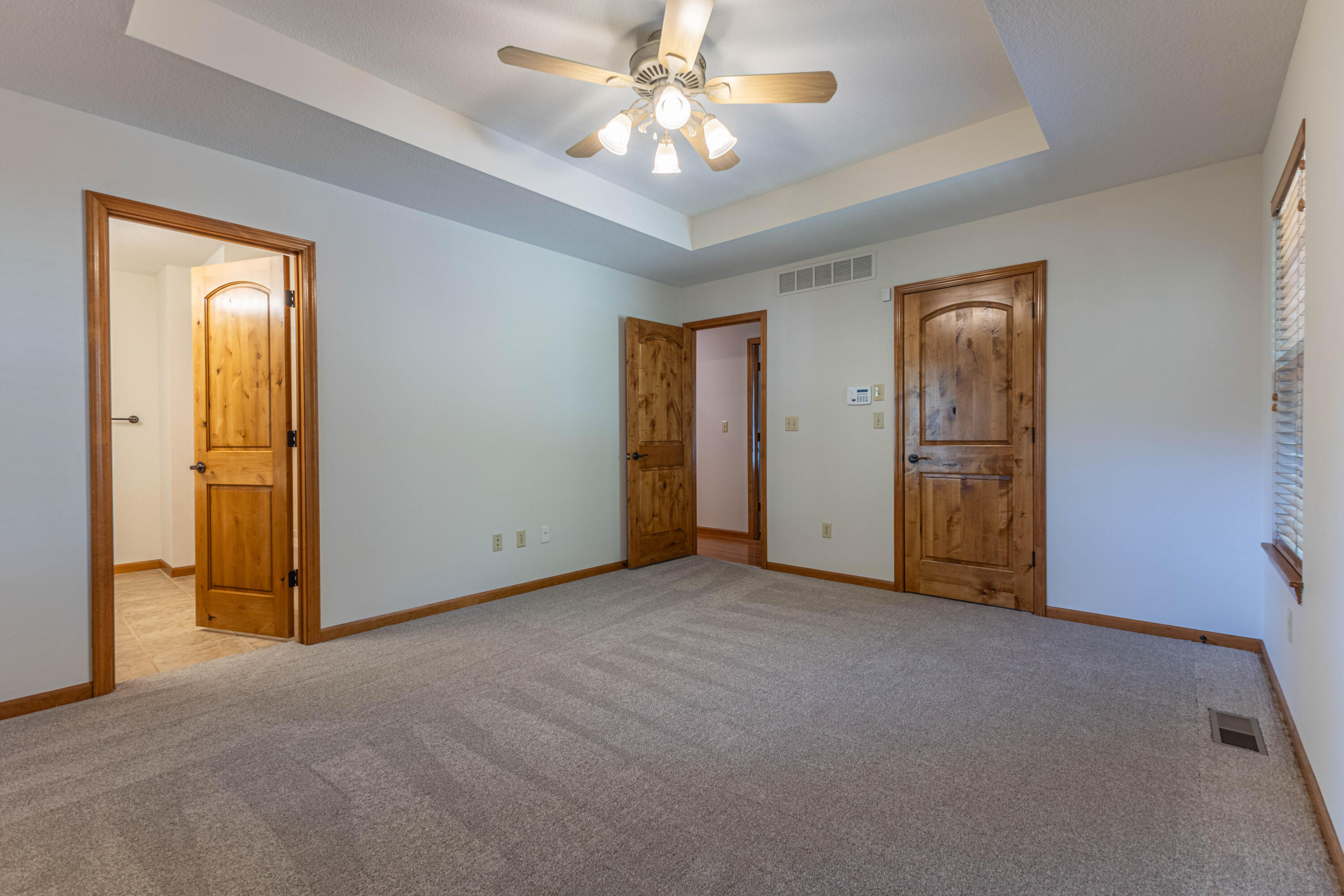 2904 Creekside Ct Property Photo 17