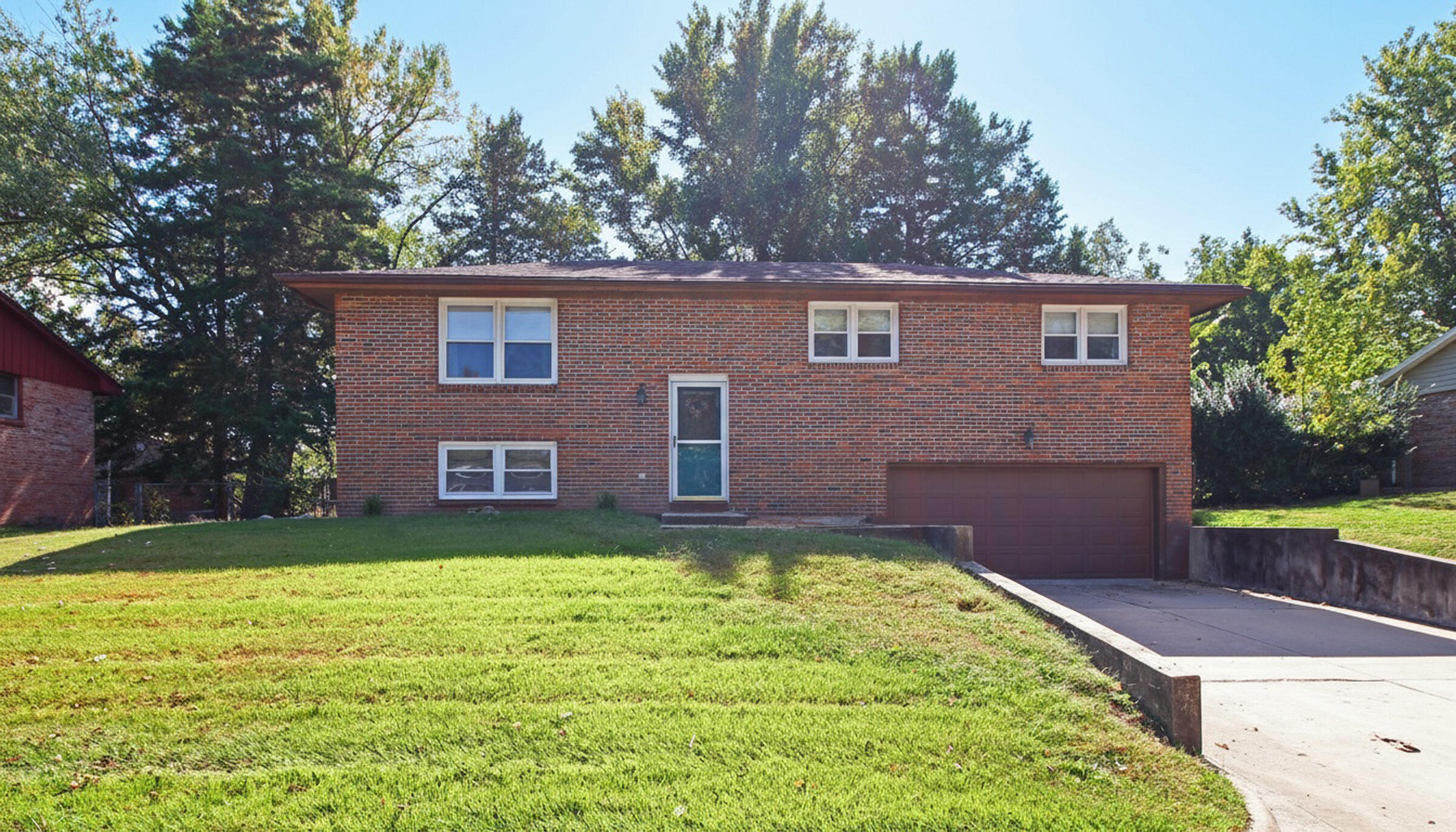 3603 S Rock Beacon Rd Property Photo 1