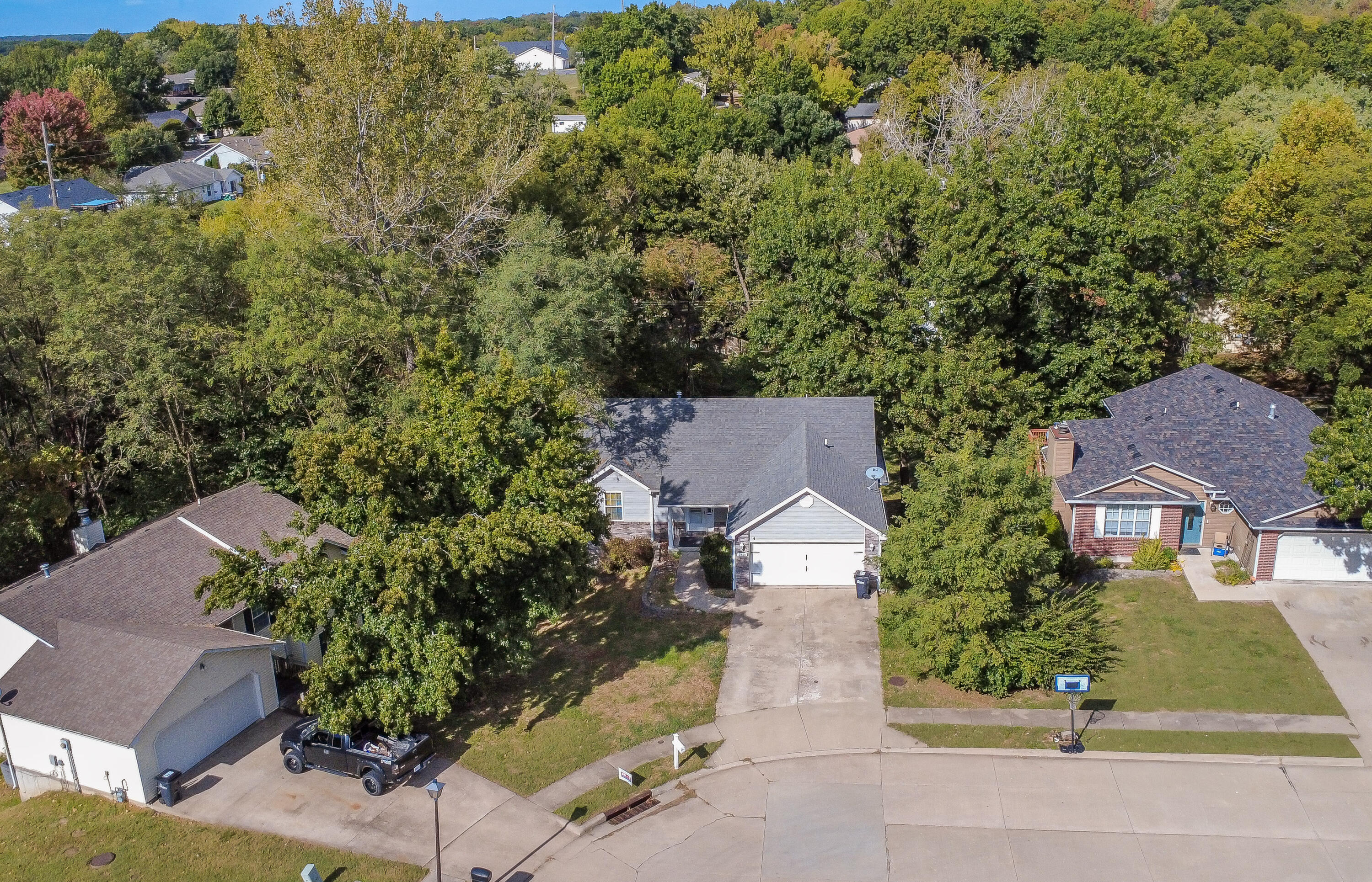 2805 Jonquil Pl Property Photo 2