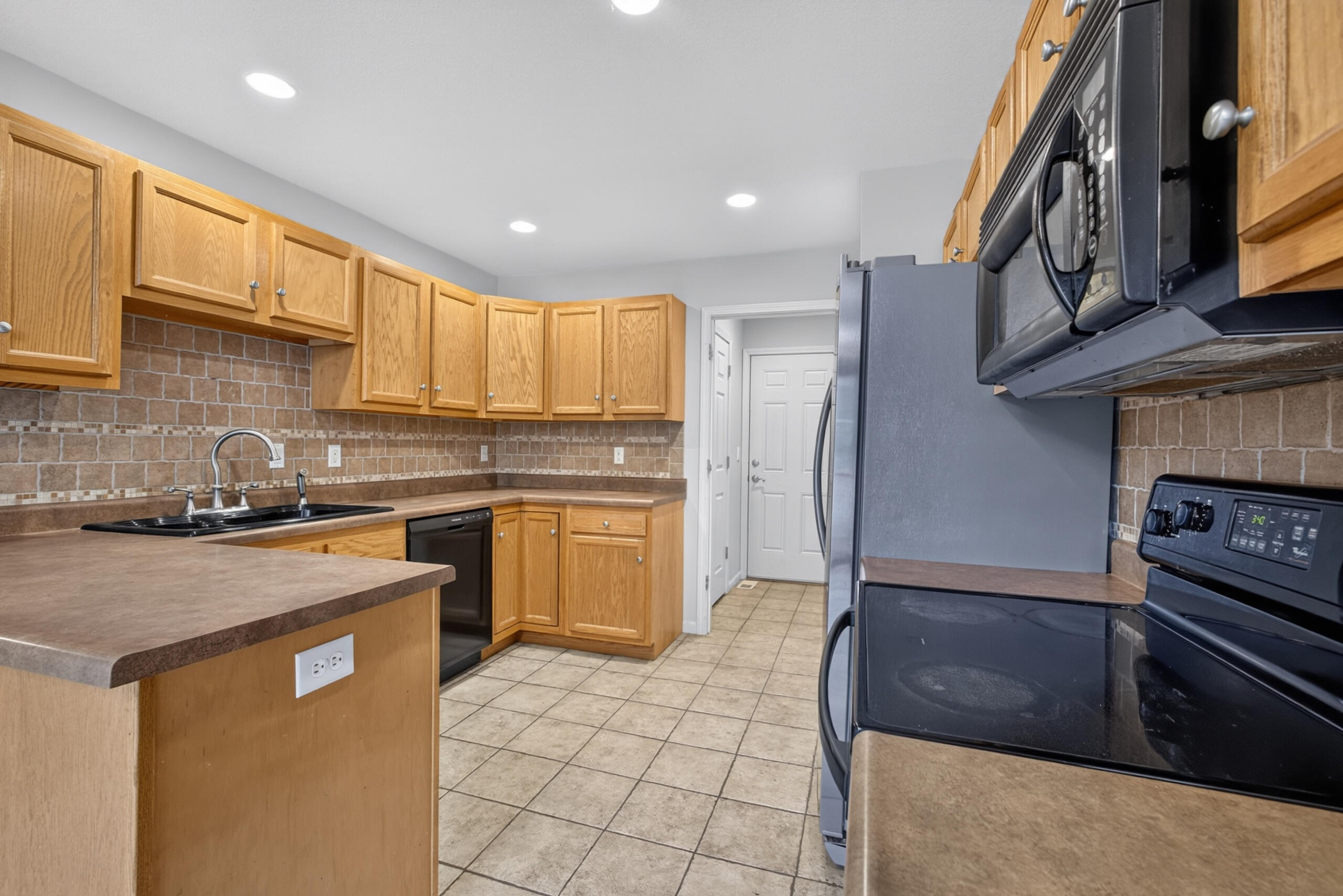 2805 Jonquil Pl Property Photo 12