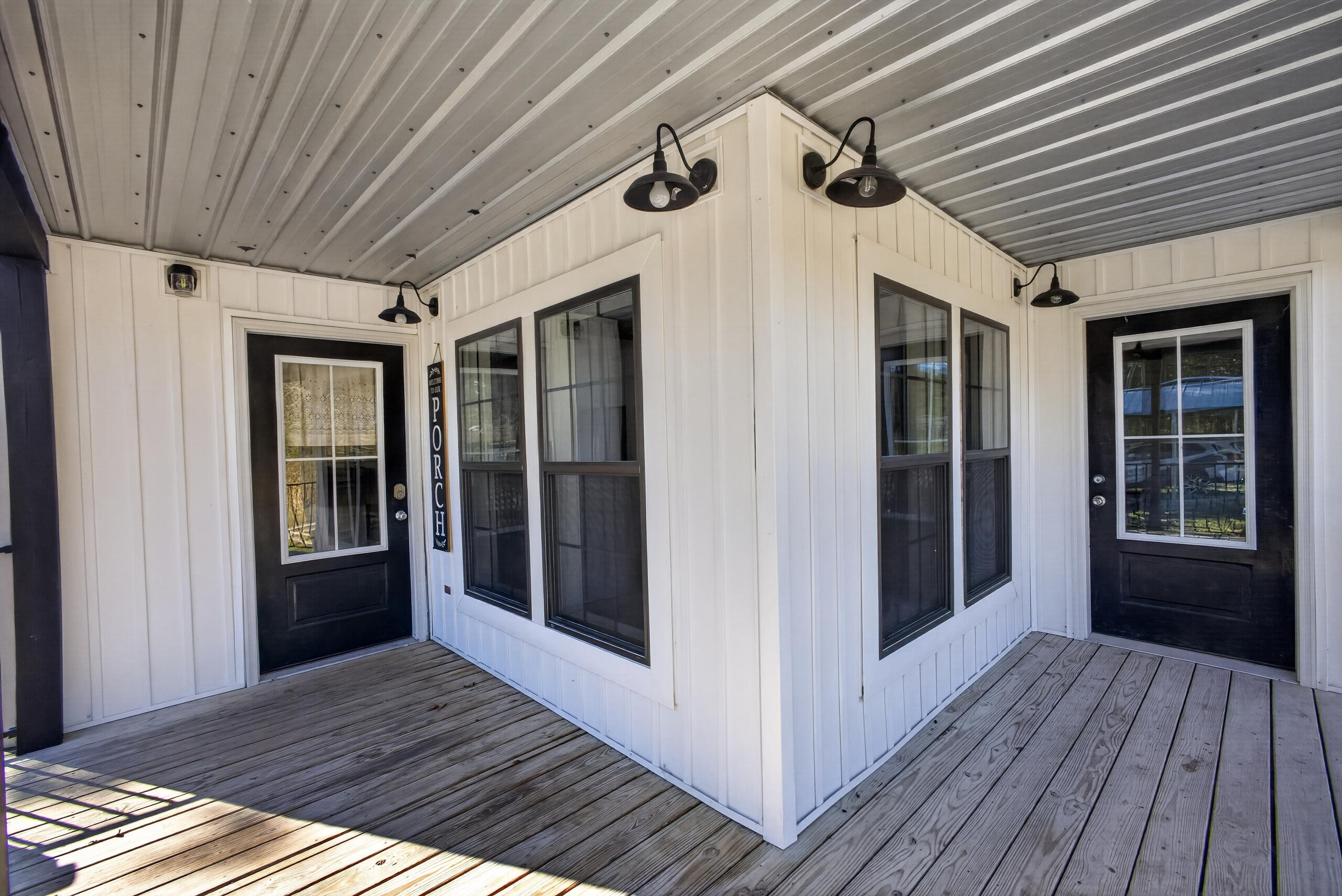 1540 Jo Ln Property Photo 3