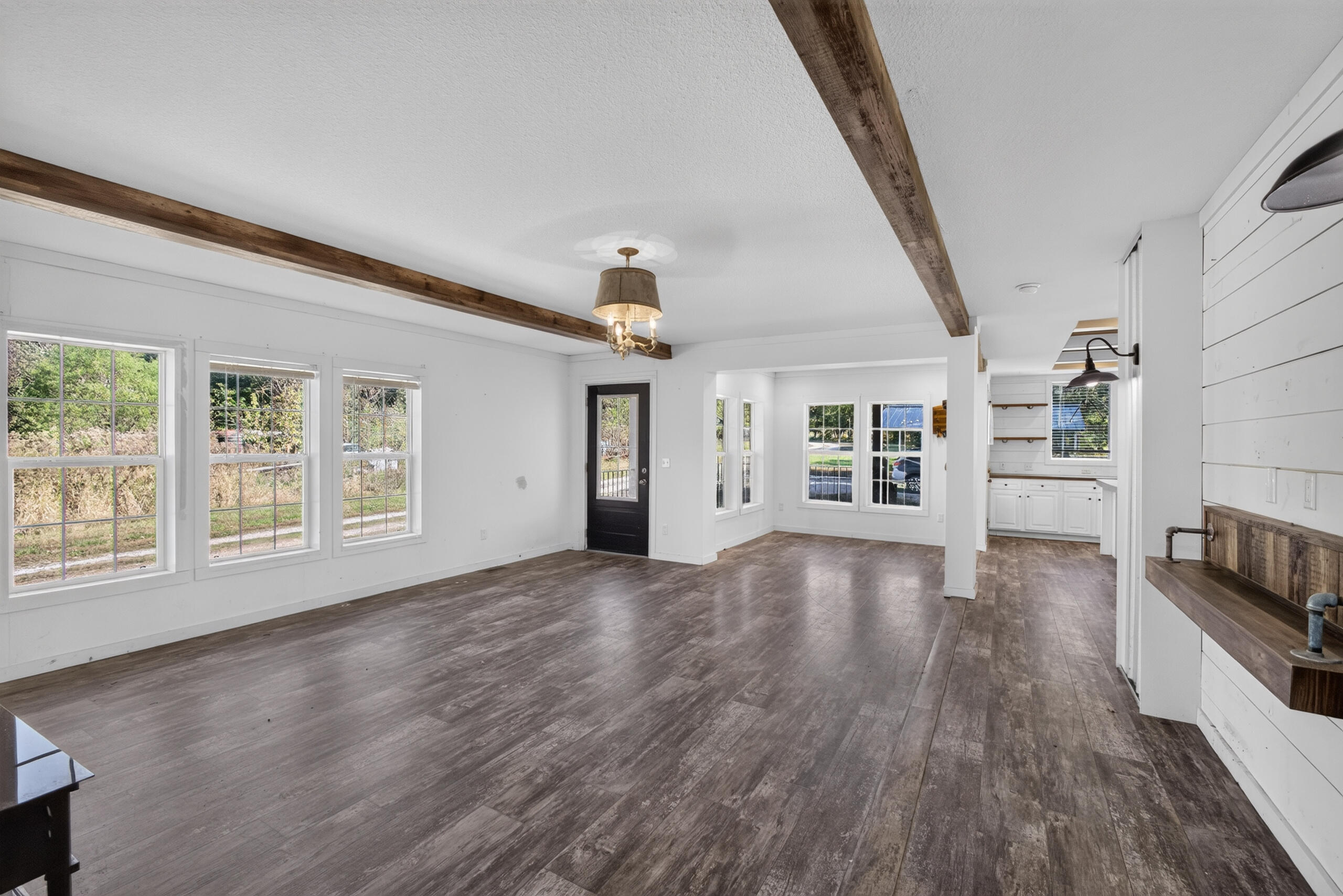 1540 Jo Ln Property Photo 15