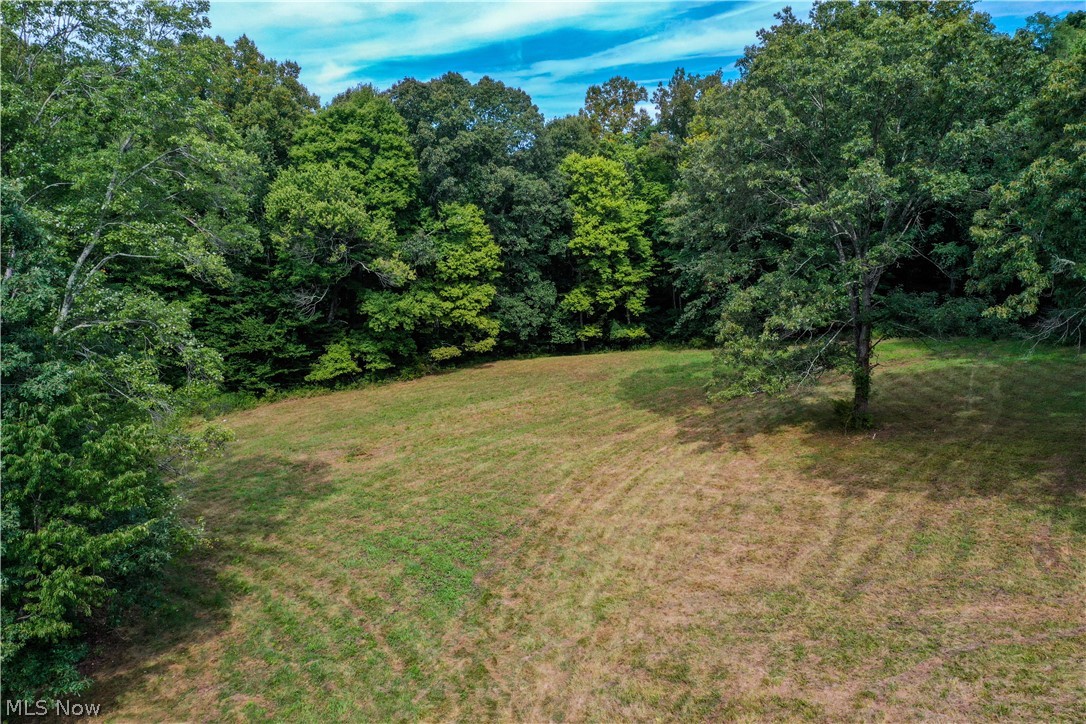 North Pointe Drive Property Photo 7
