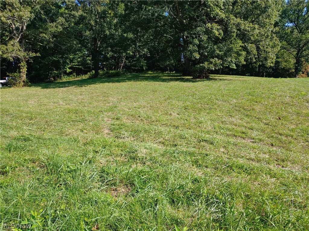 North Pointe Drive Property Photo 17