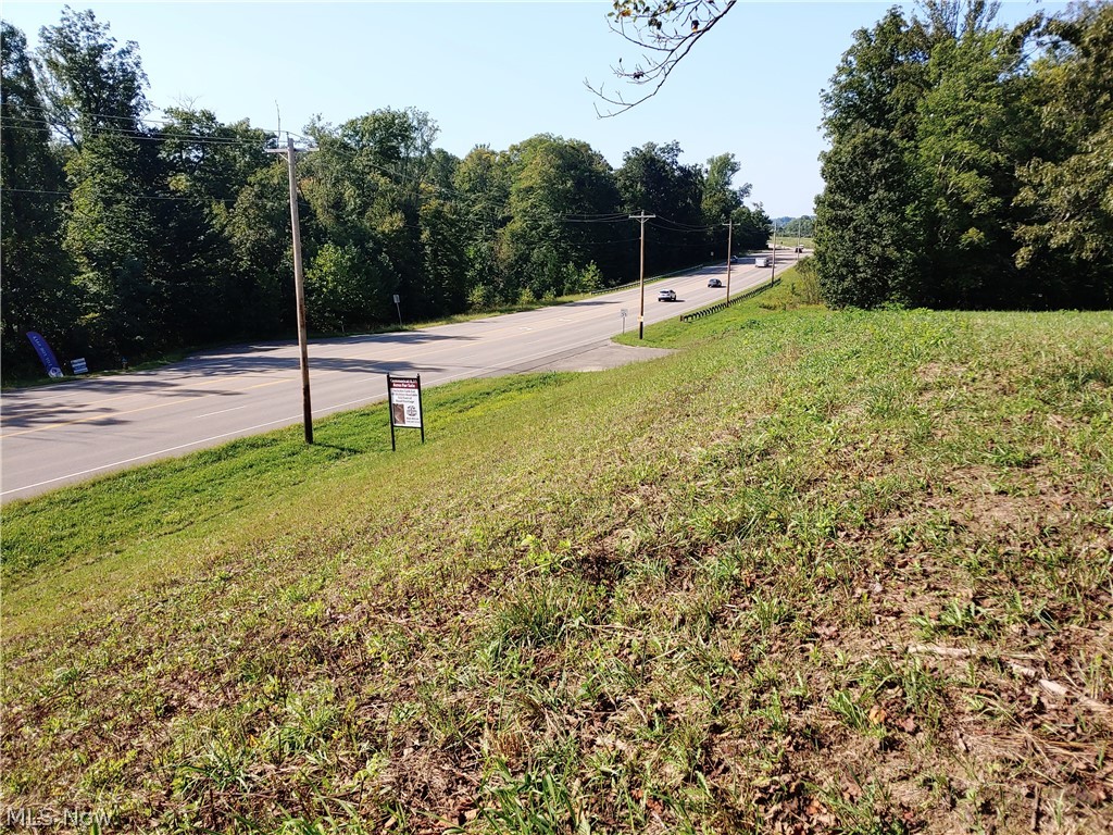 North Pointe Drive Property Photo 23