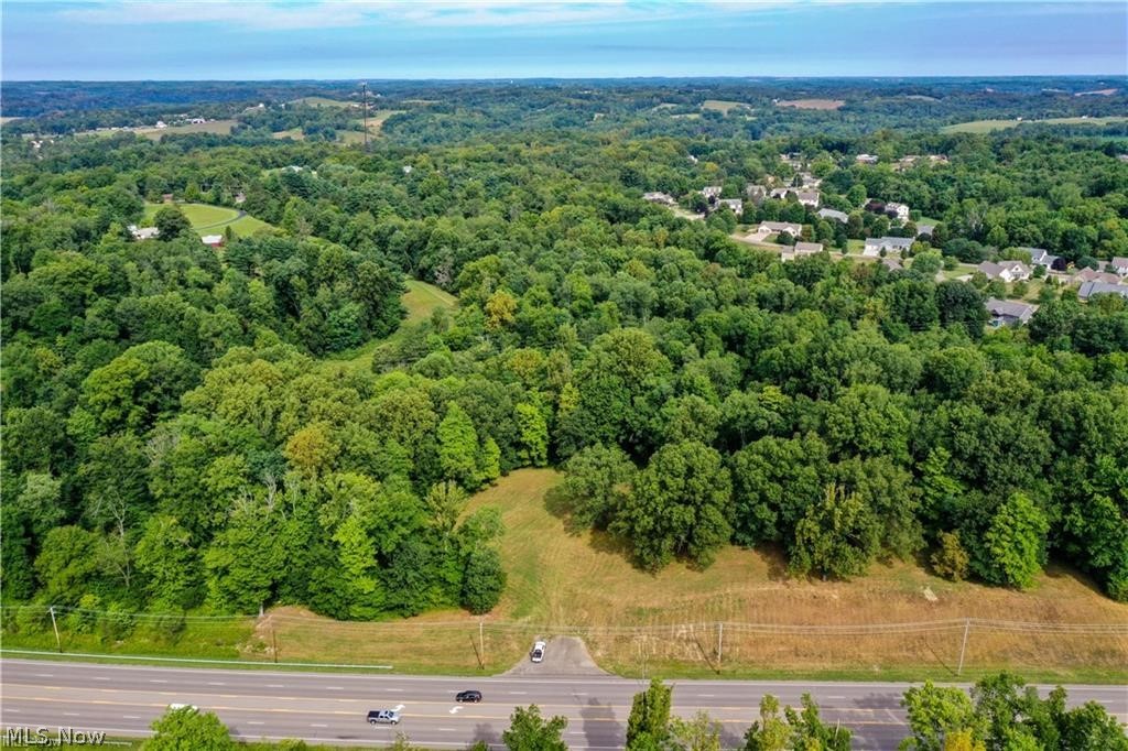 North Pointe Drive Property Photo 3