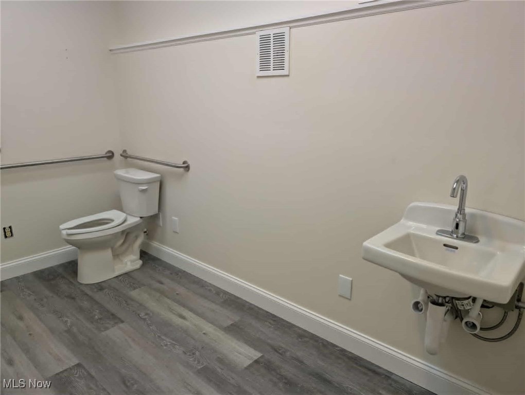 134 Middle Avenue Property Photo 26